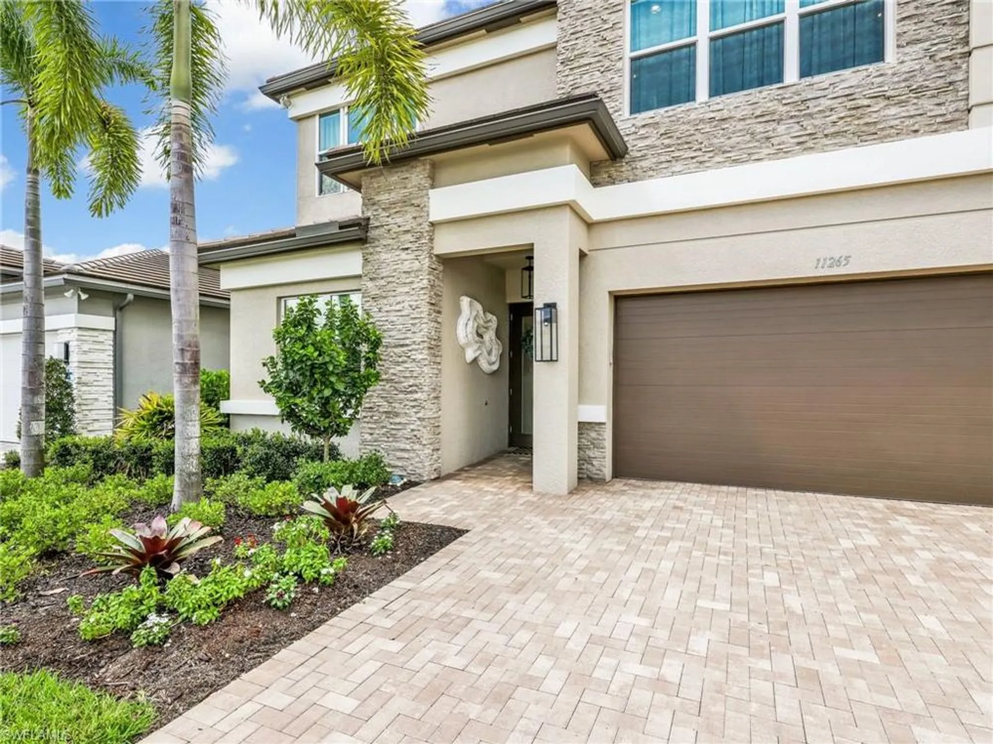 Property Slideshow image 7 of 49 | 11265 daphne ct, Naples, FL, 34120