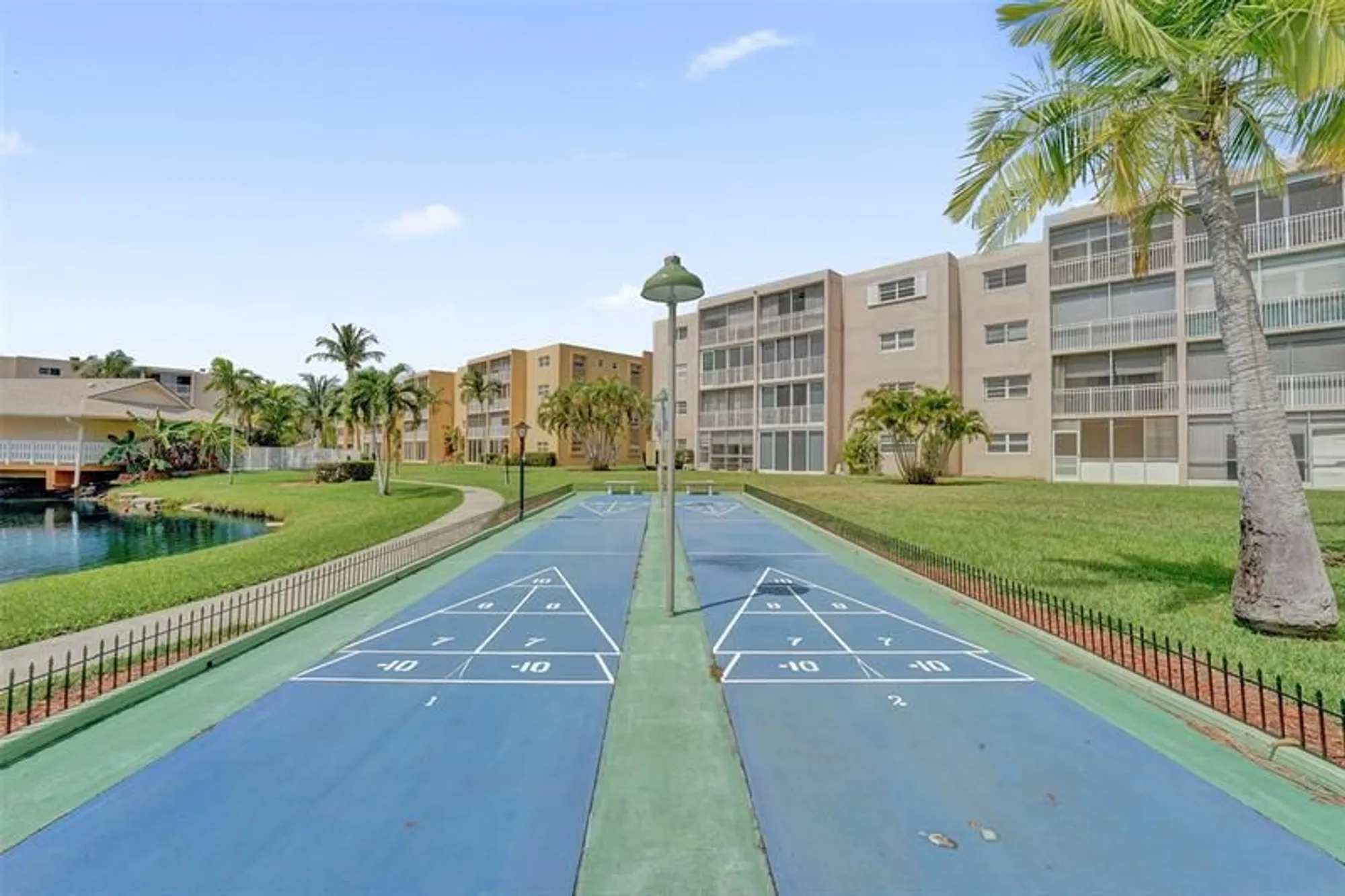 Property Slideshow image 17 of 24 | 1024 se 3rd ave apt 207, Dania Beach, FL, 33004