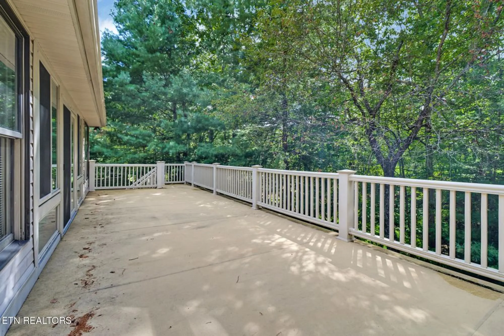 Property Slideshow image 27 of 54 | 104 flossmoor cir, Crossville, TN, 38558