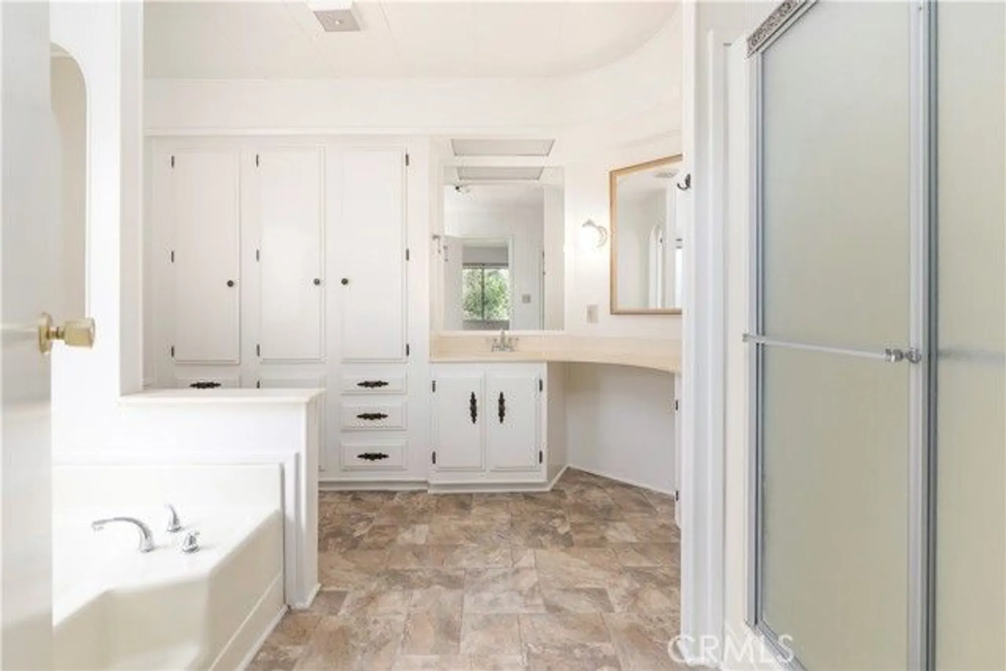 Property Slideshow image 25 of 34 | 2918 dogwood way, Hemet, CA, 92545