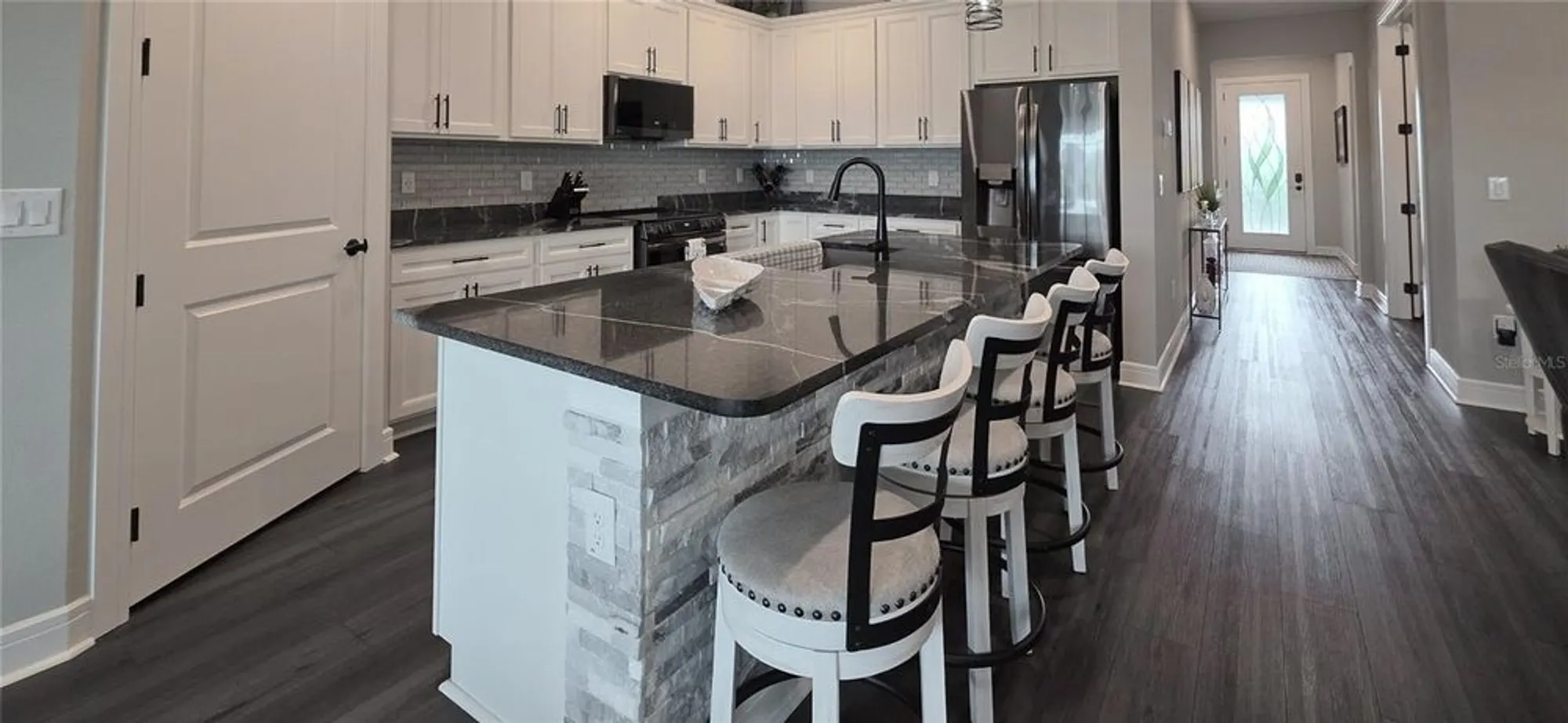 Property Slideshow image 18 of 49 | 10619 wynward way, Parrish, FL, 34219