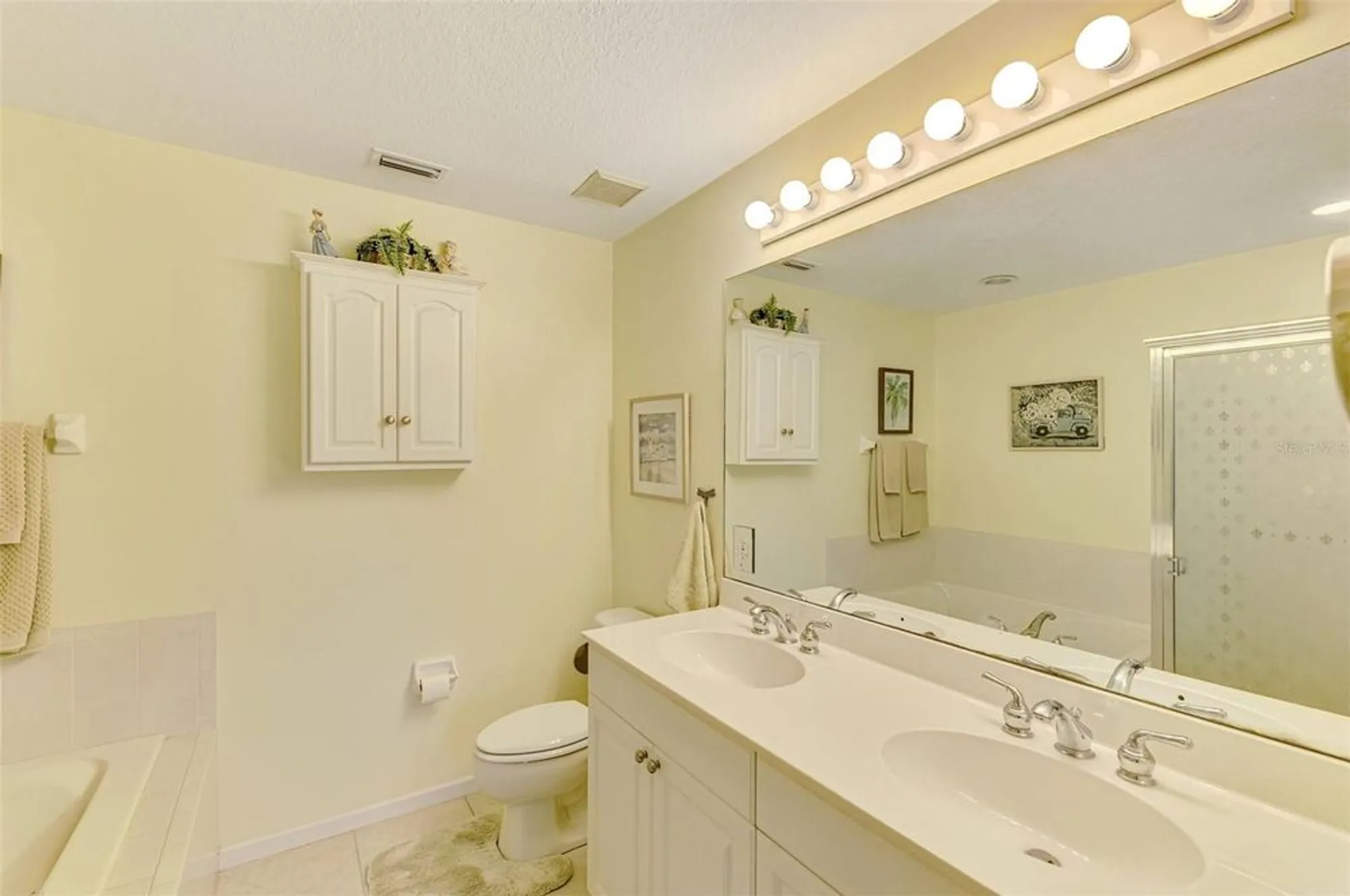 Property Slideshow image 30 of 77 | 3413 grand vista ct unit 102, Port Charlotte, FL, 33953