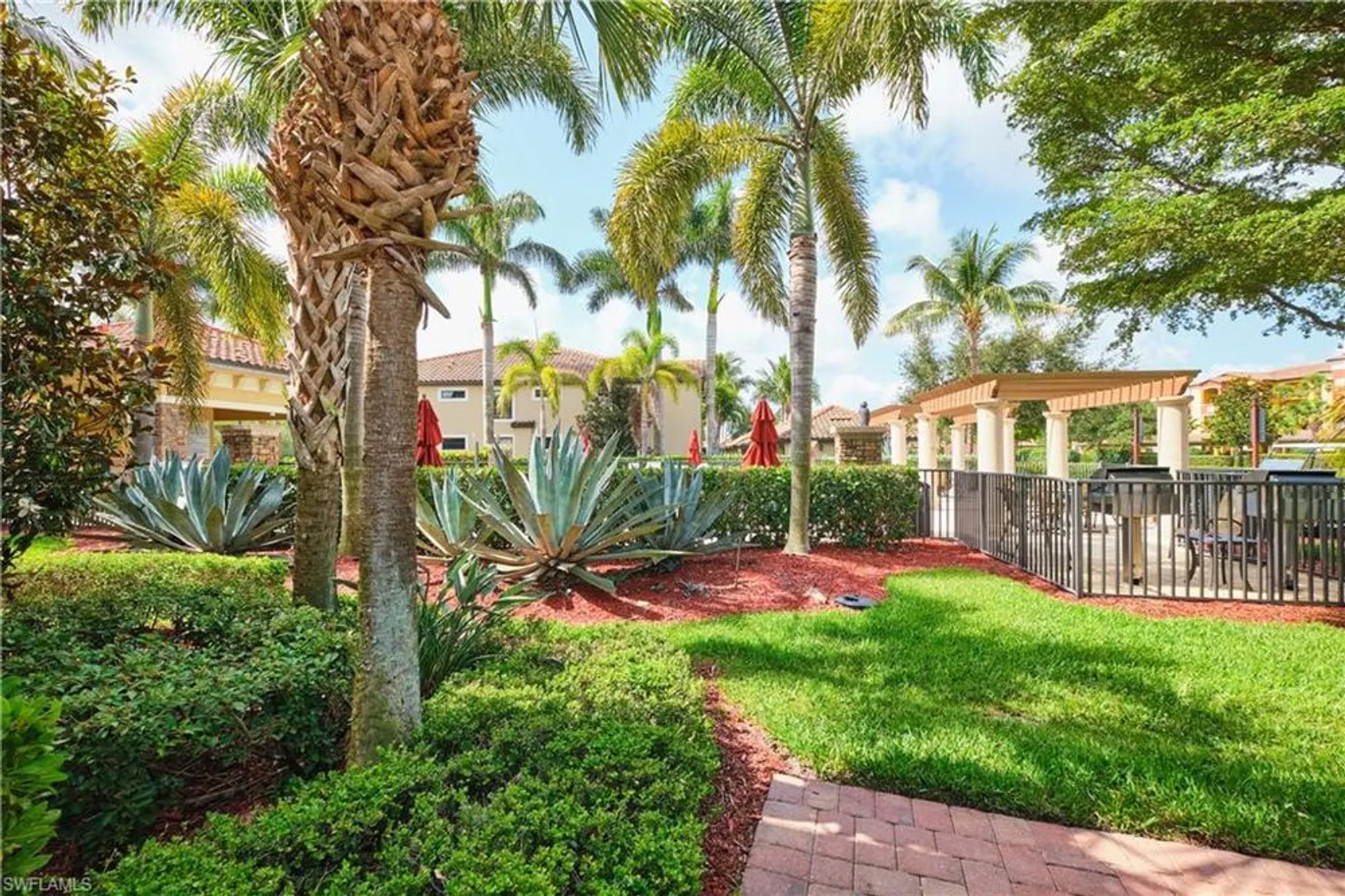 Property Slideshow image 35 of 50 | 28051 bridgetown ct unit 5725, Bonita Springs, FL, 34135