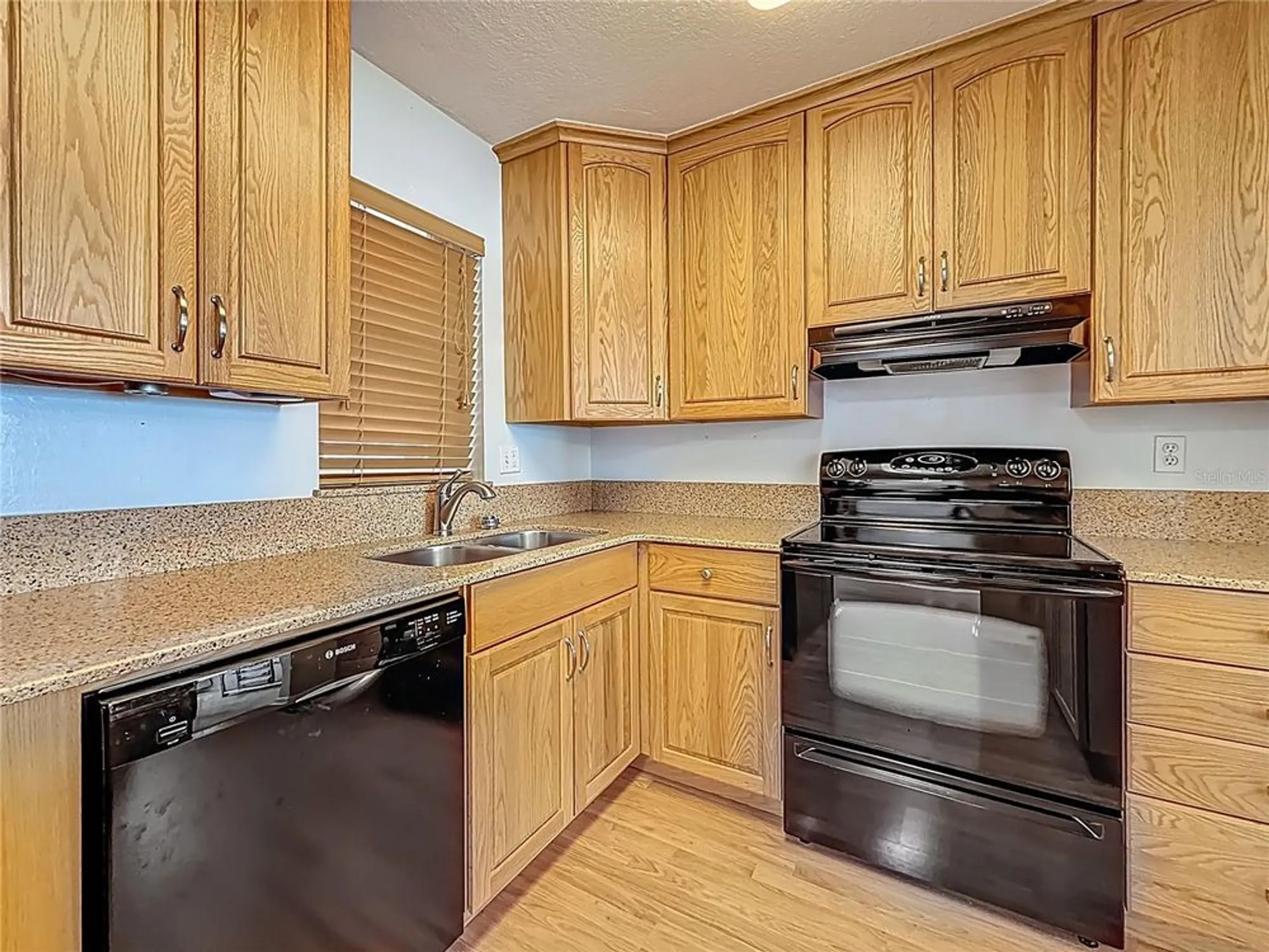 Property Slideshow image 16 of 57 | 7665 sun island dr 206, South Pasadena, FL, 33707