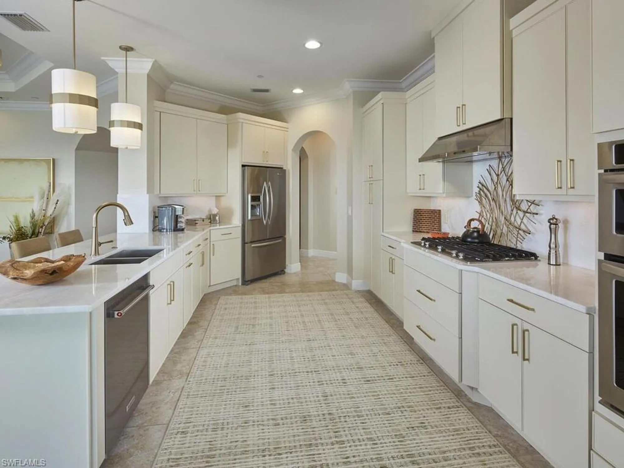 Property Slideshow image 5 of 31 | 4701 via del corso ln 401, Bonita Springs, FL, 34134