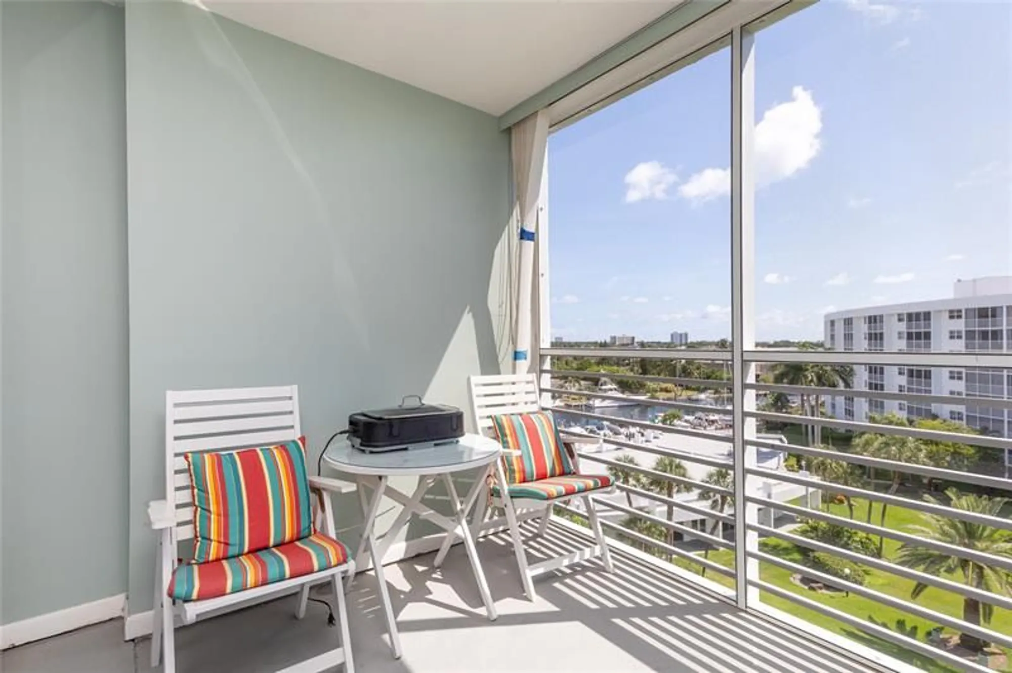 Property Slideshow image 19 of 43 | 2731 ne 14th street cswy 710, Pompano Beach, FL, 33062
