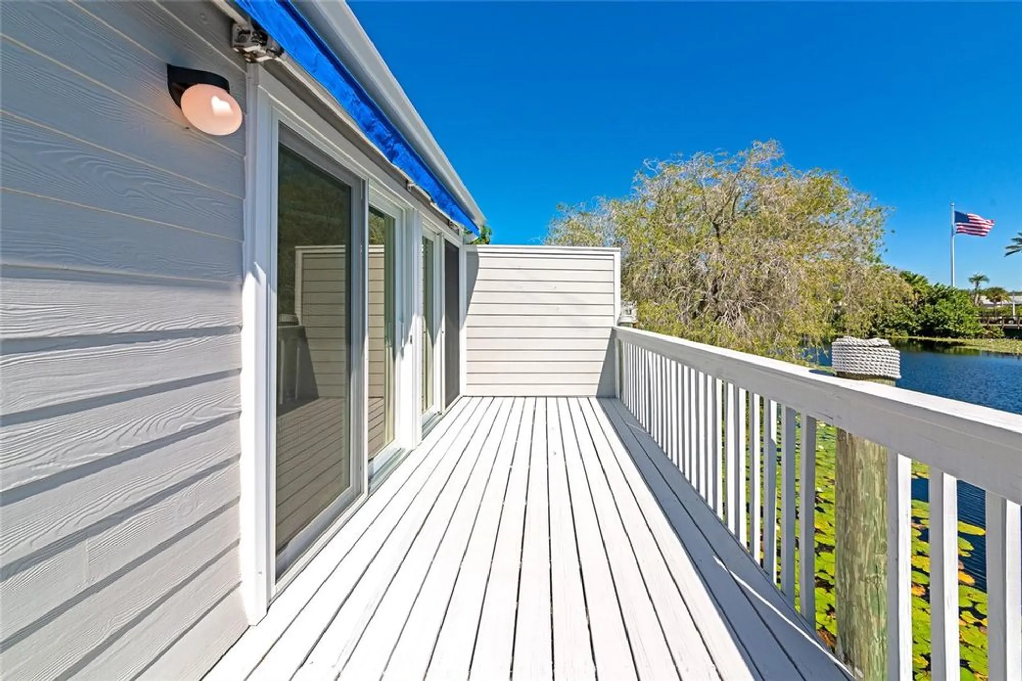 Property Slideshow image 25 of 63 | 515 woodstork cir, Bradenton, FL, 34209