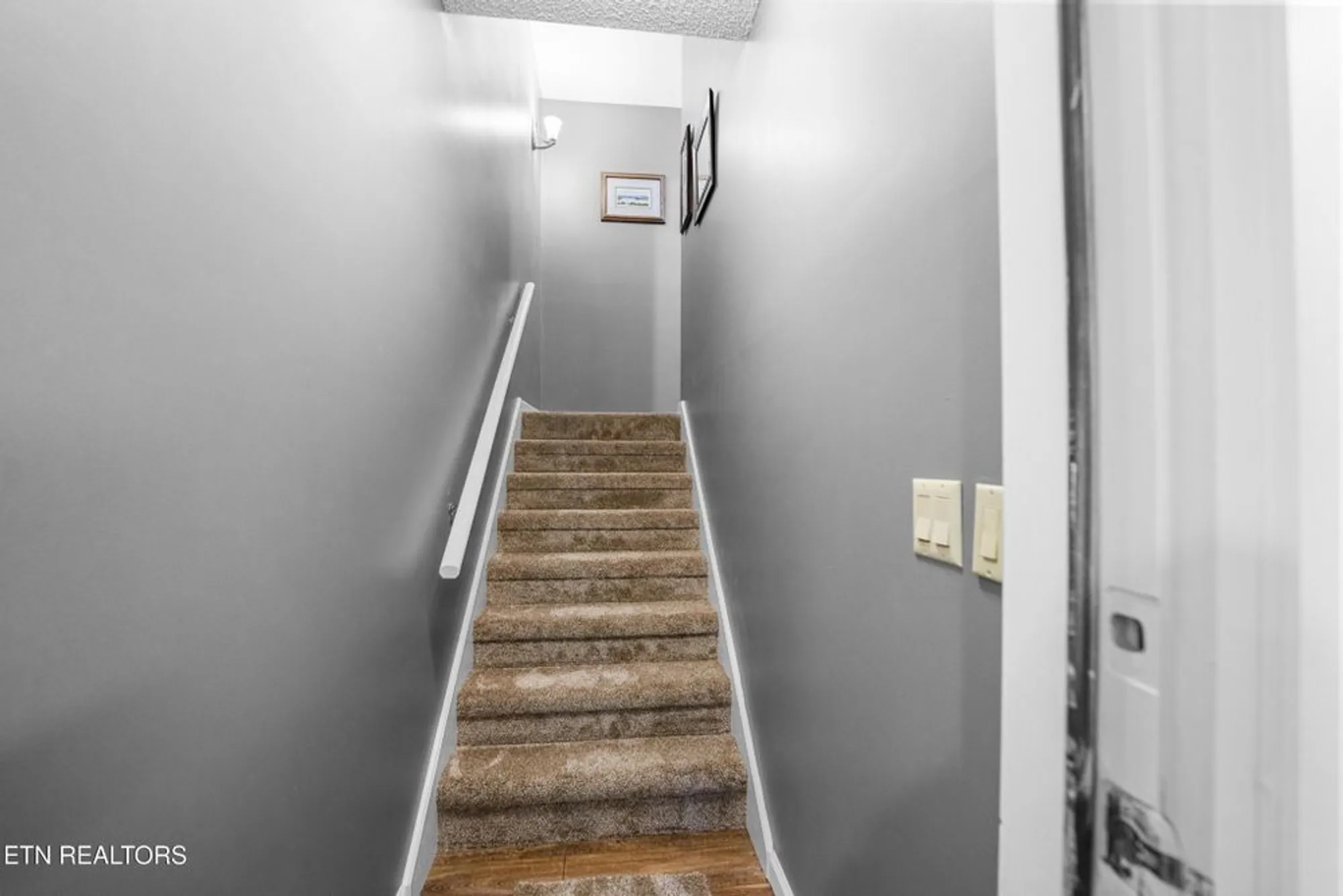 Property Slideshow image 33 of 52 | 116 knollwood ln, Crossville, TN, 38558