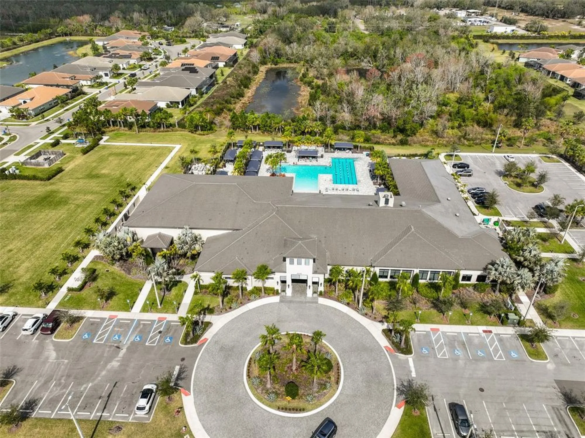 Property Slideshow image 39 of 44 | 15527 corona del mar dr, Wimauma, FL, 33598