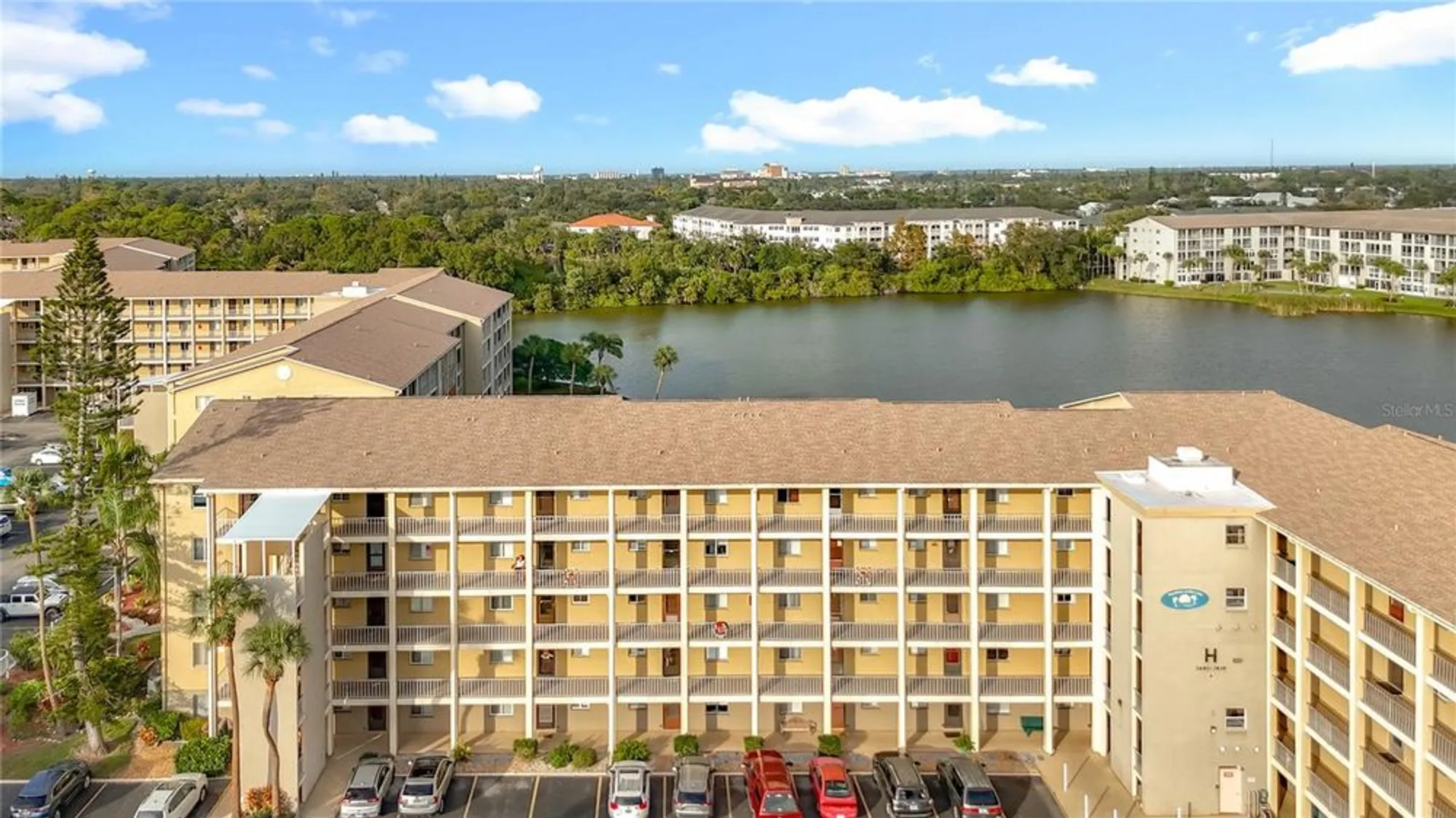 Property Slideshow image 45 of 51 | 3783 lake bayshore dr # h404, Bradenton, FL, 34205