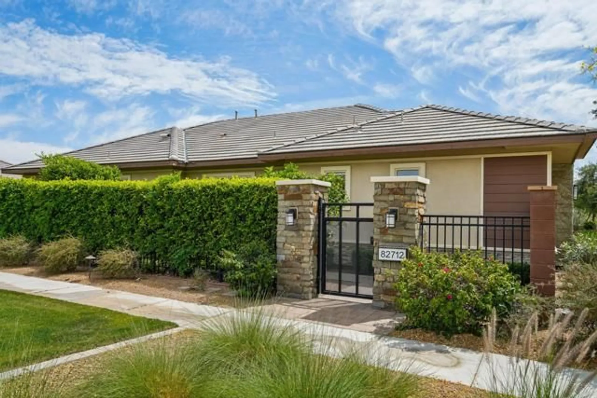 Property Slideshow image 4 of 58 | 82712 woodcreek ct, Indio, CA, 92201