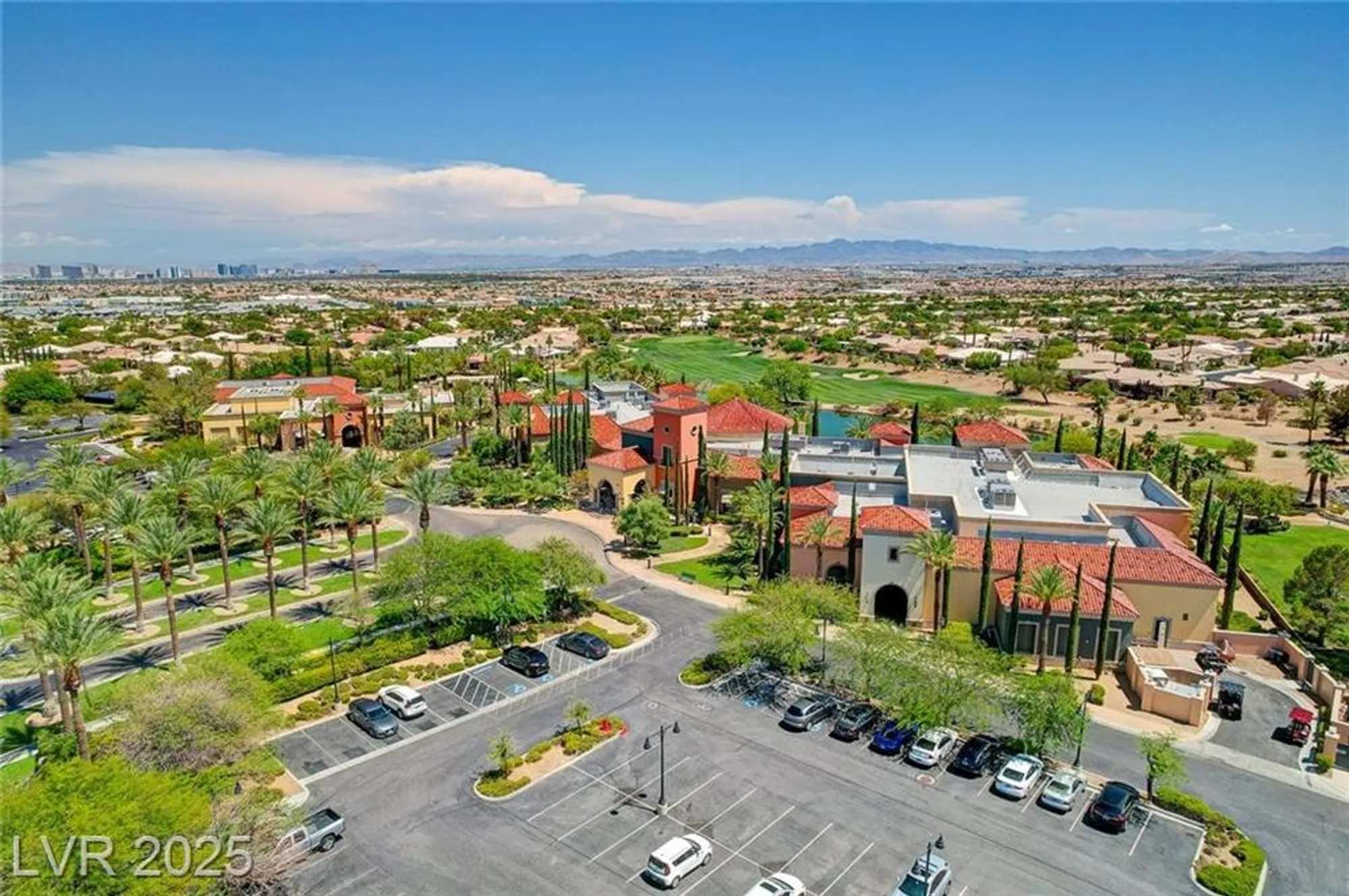 Property Slideshow image 45 of 72 | 4956 momenti st, Las Vegas, NV, 89135