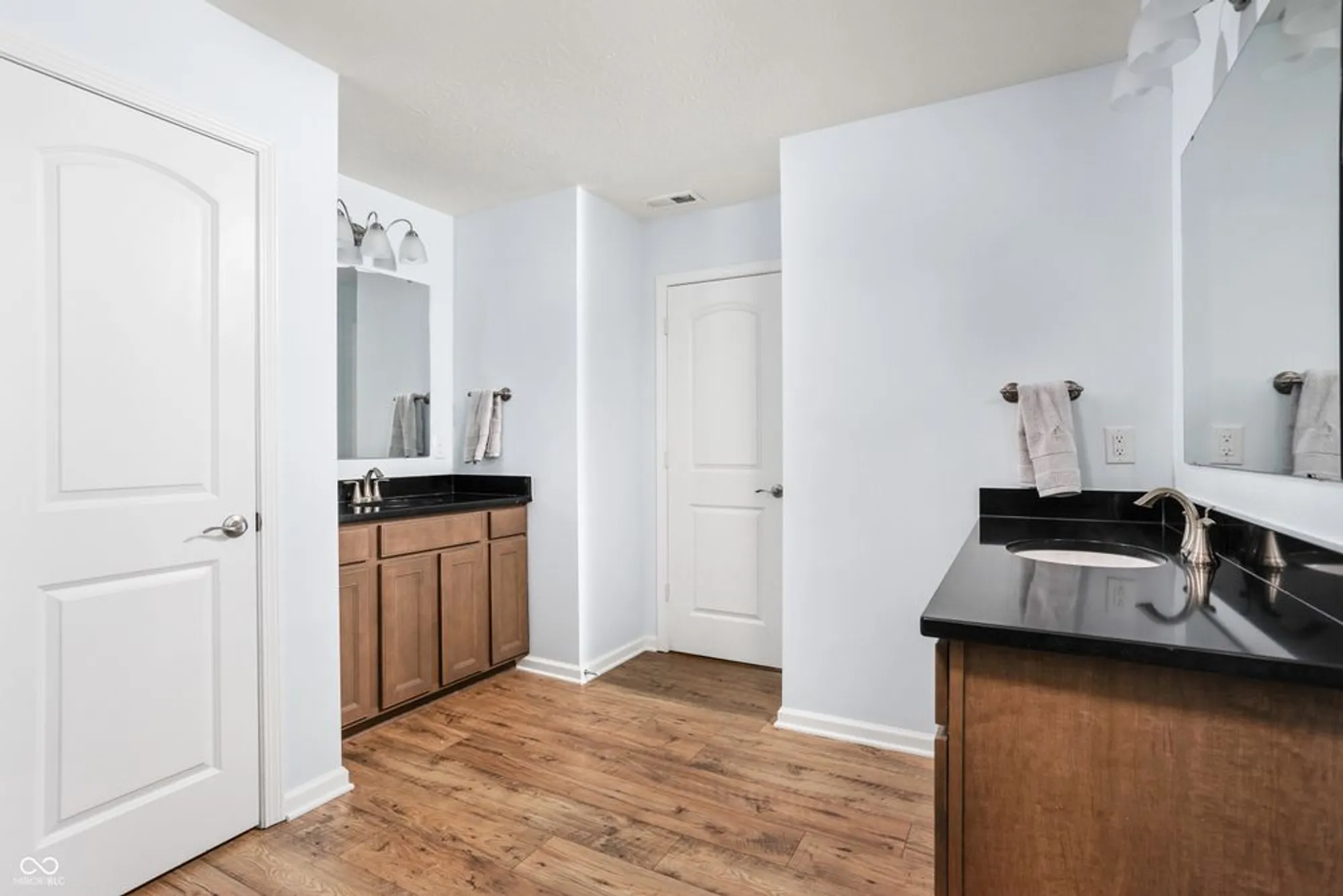 Property Slideshow image 29 of 44 | 8963 faulkner dr, Indianapolis, IN, 46239