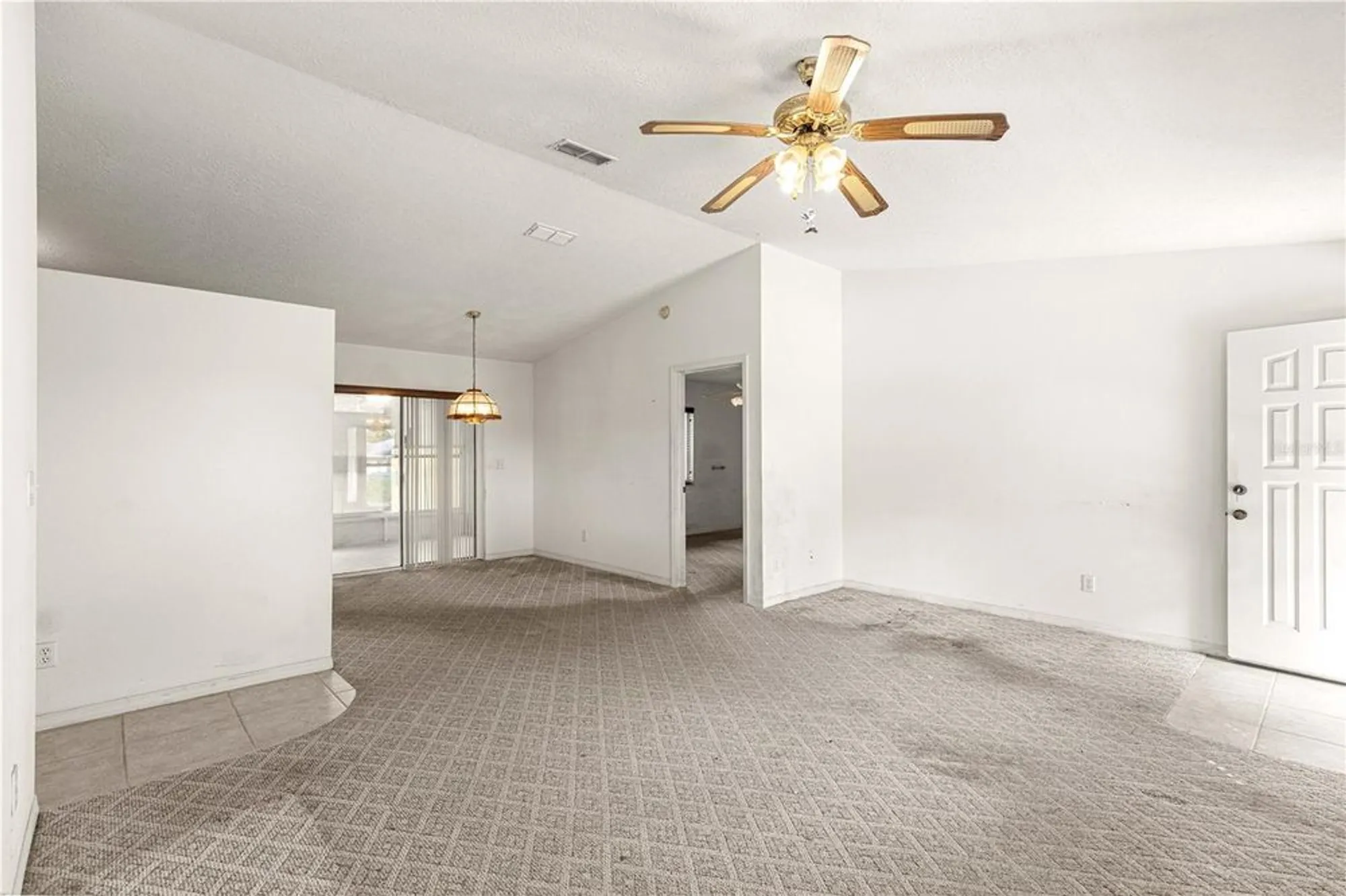 Property Slideshow image 5 of 26 | 10452 sw 62nd terrace rd, Ocala, FL, 34476