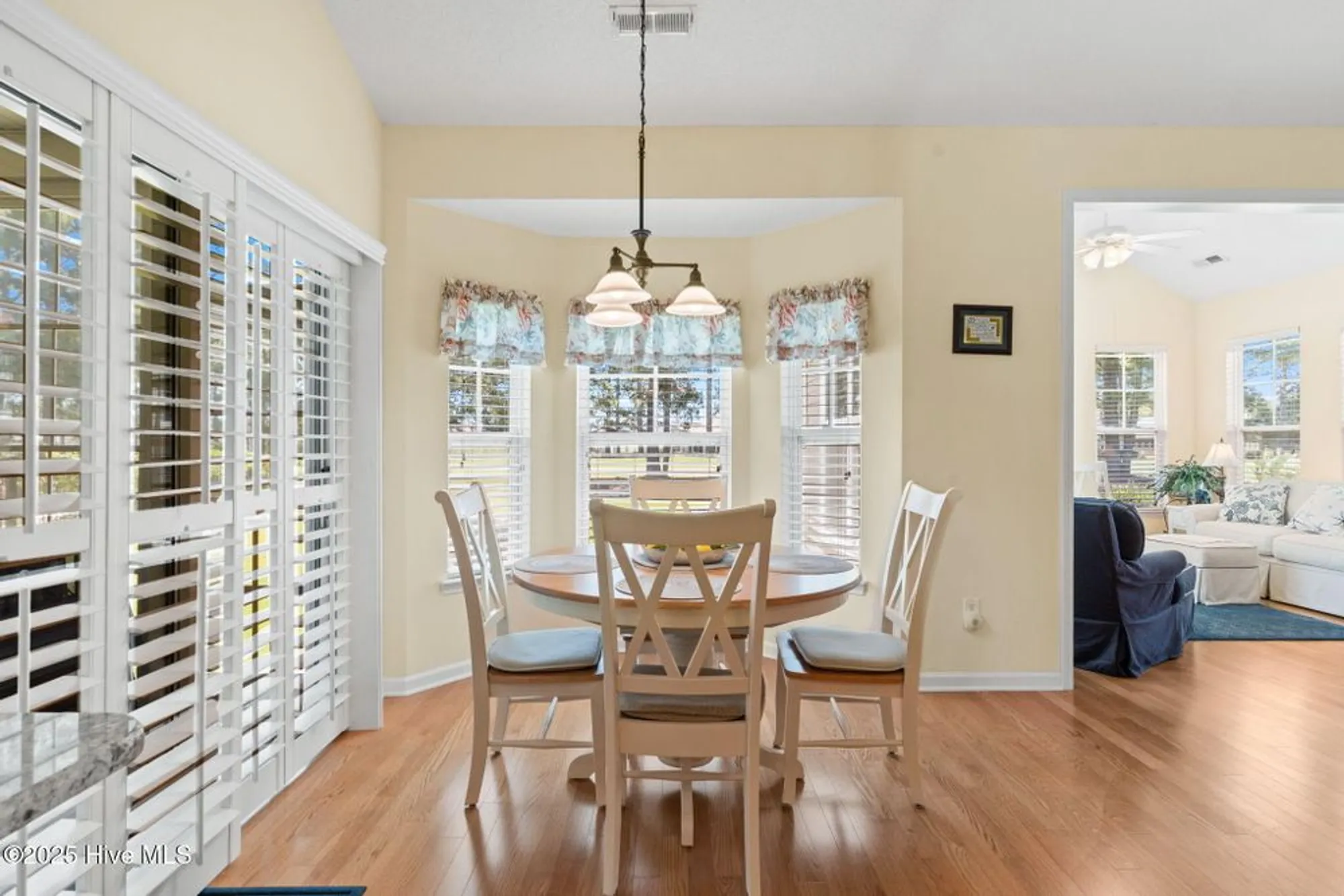 Property Slideshow image 10 of 36 | 675 meadowbrook ln, Calabash, NC, 28467