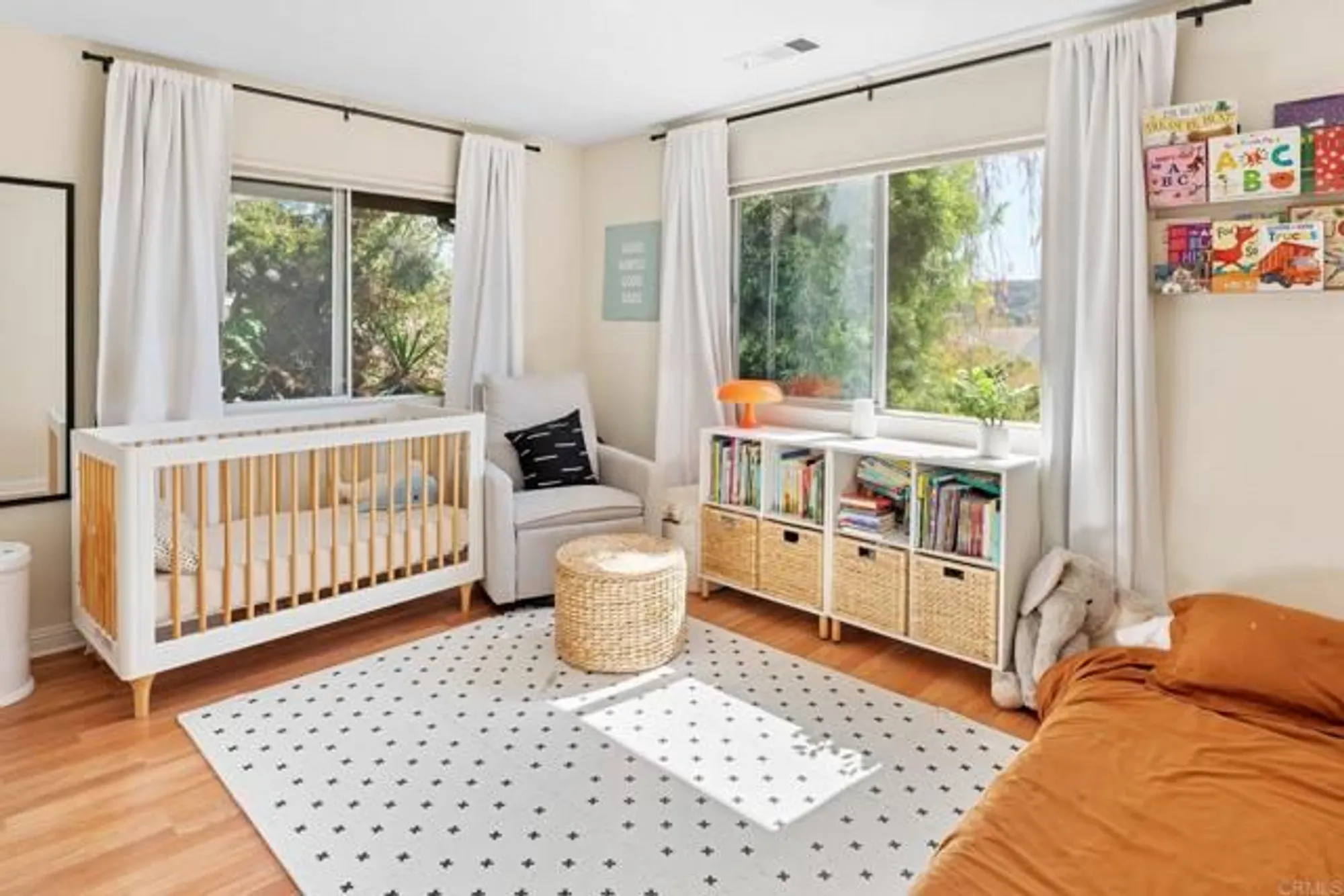 Property Slideshow image 30 of 53 | 10512 moon view way, Escondido, CA, 92026