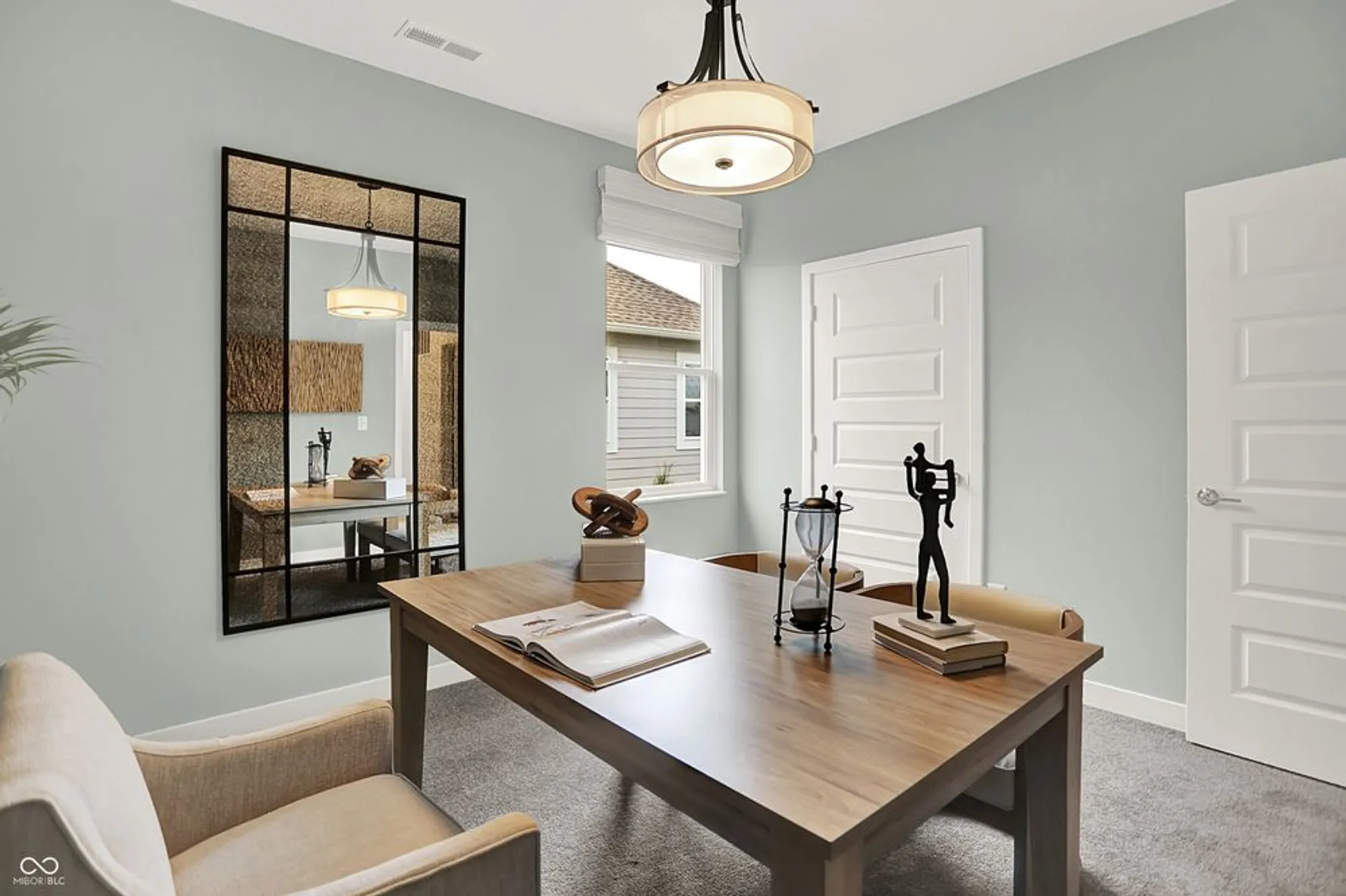 Property Slideshow image 16 of 26 | 5258 foxley park ln, Avon, IN, 46123