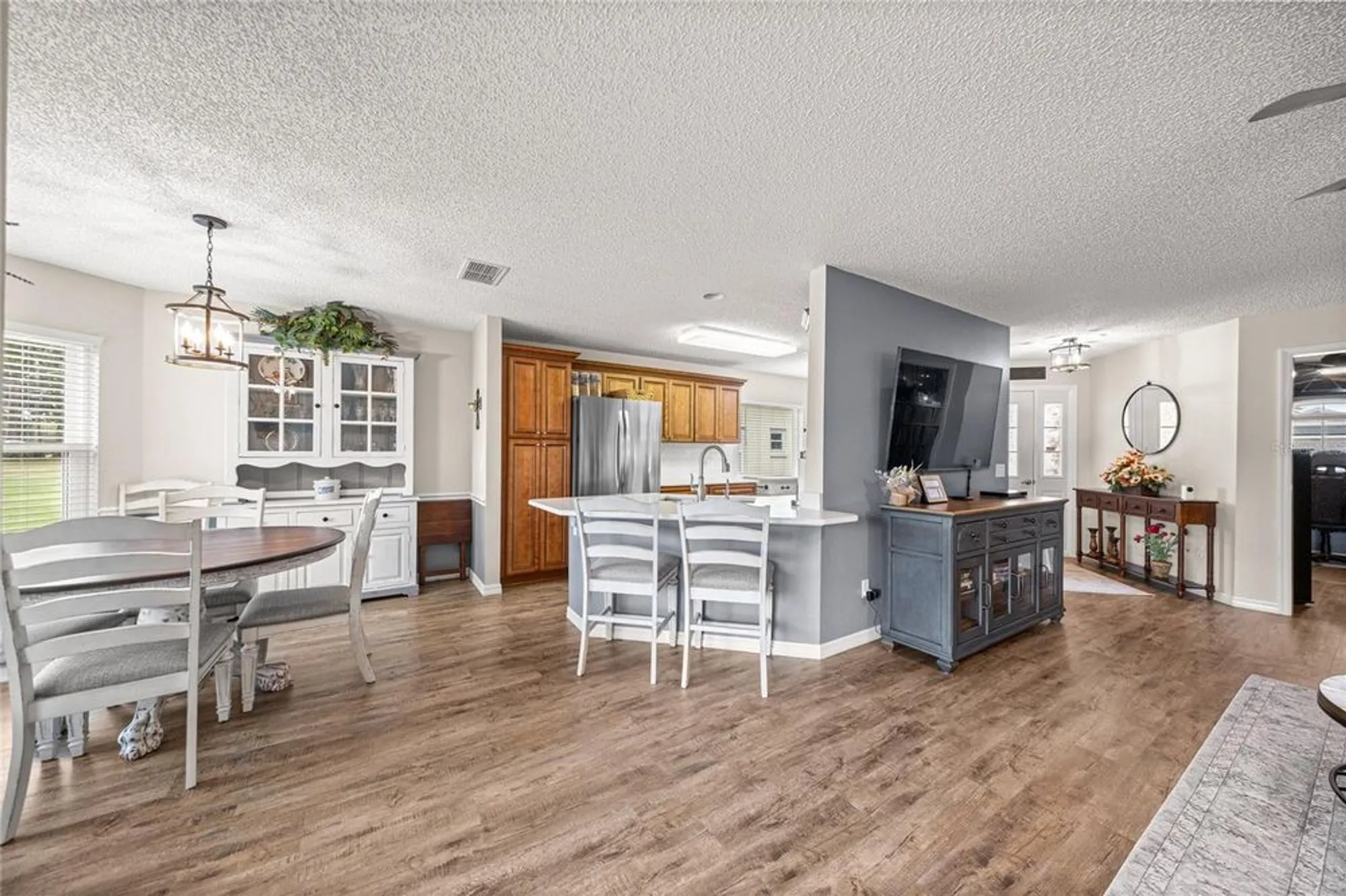 Property Slideshow image 10 of 27 | 9482 sw 93rd loop, Ocala, FL, 34481