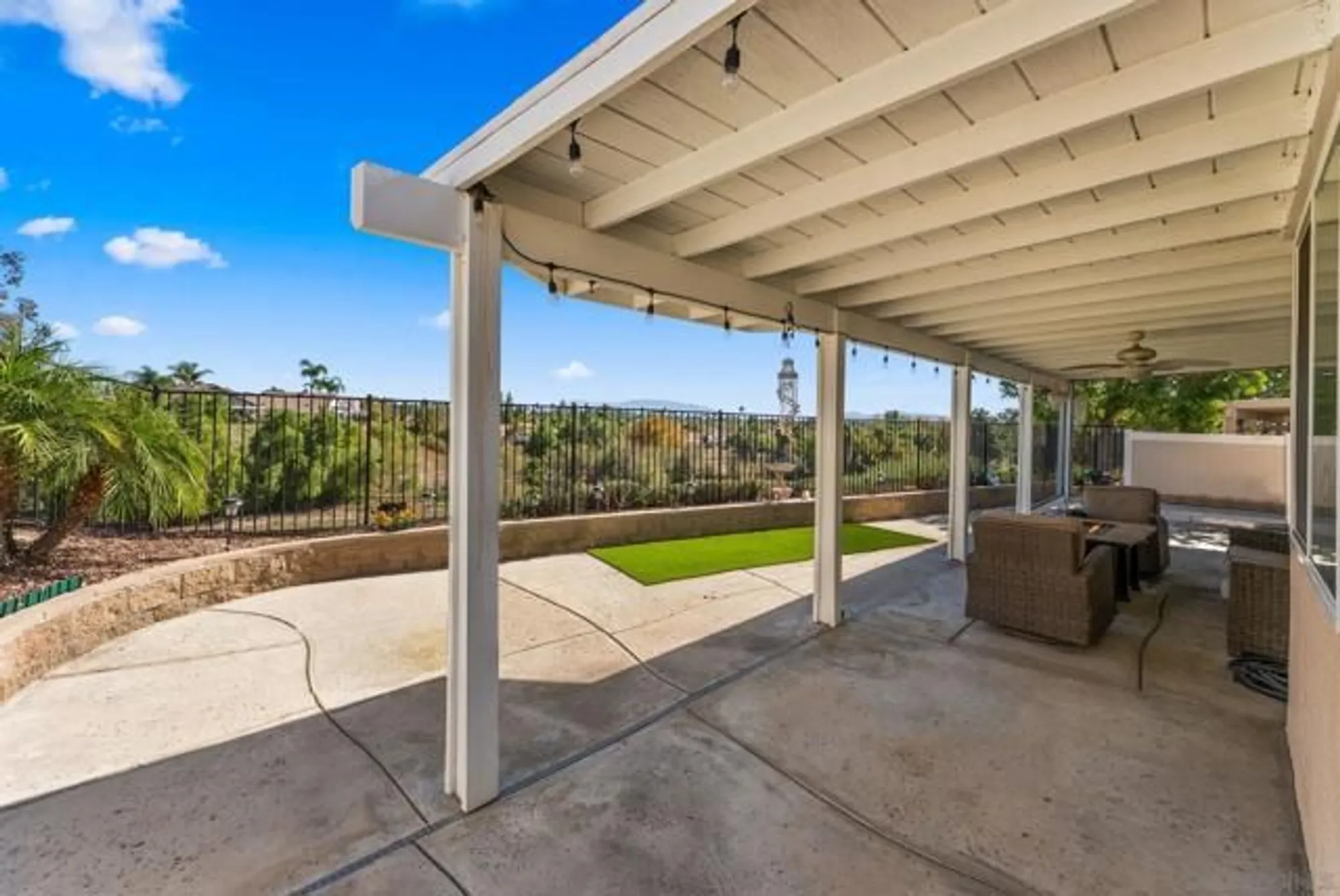 Property Slideshow image 26 of 49 | 40222 colony dr, Murrieta, CA, 92562