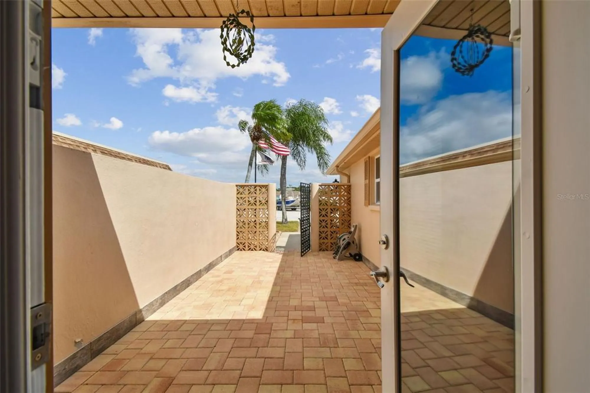 Property Slideshow image 12 of 51 | 334 boca ciega point blvd # 606, St Petersburg, FL, 33708