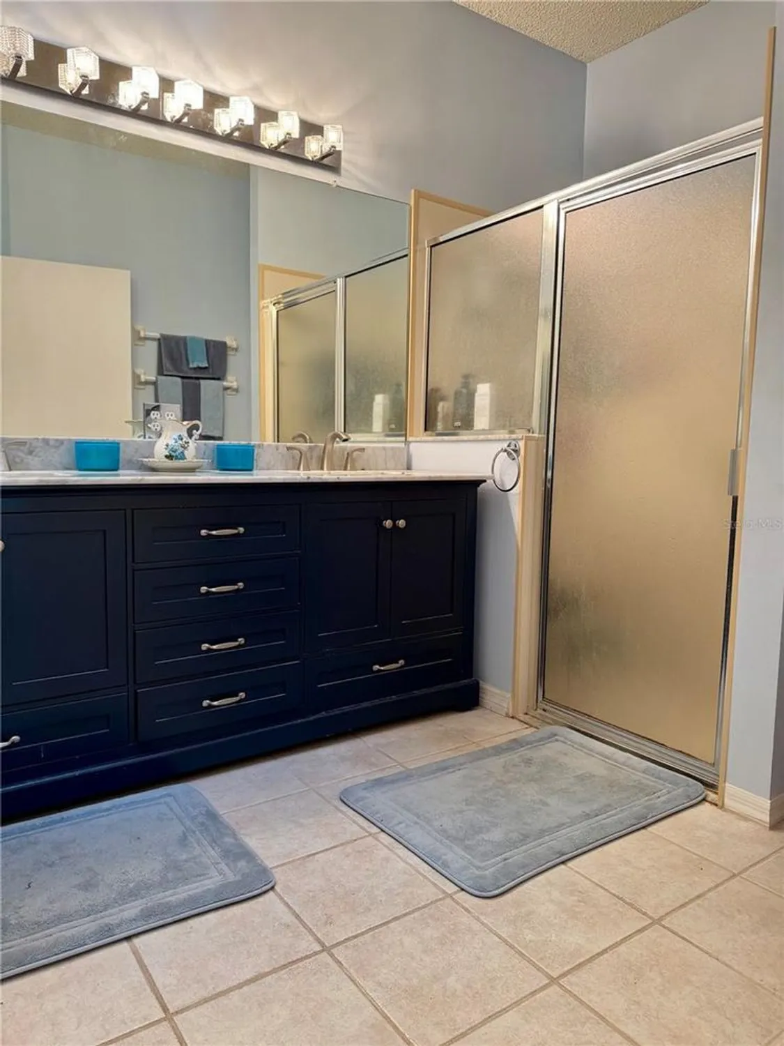 Property Slideshow image 20 of 24 | 2305 olive branch dr, Sun City Center, FL, 33573