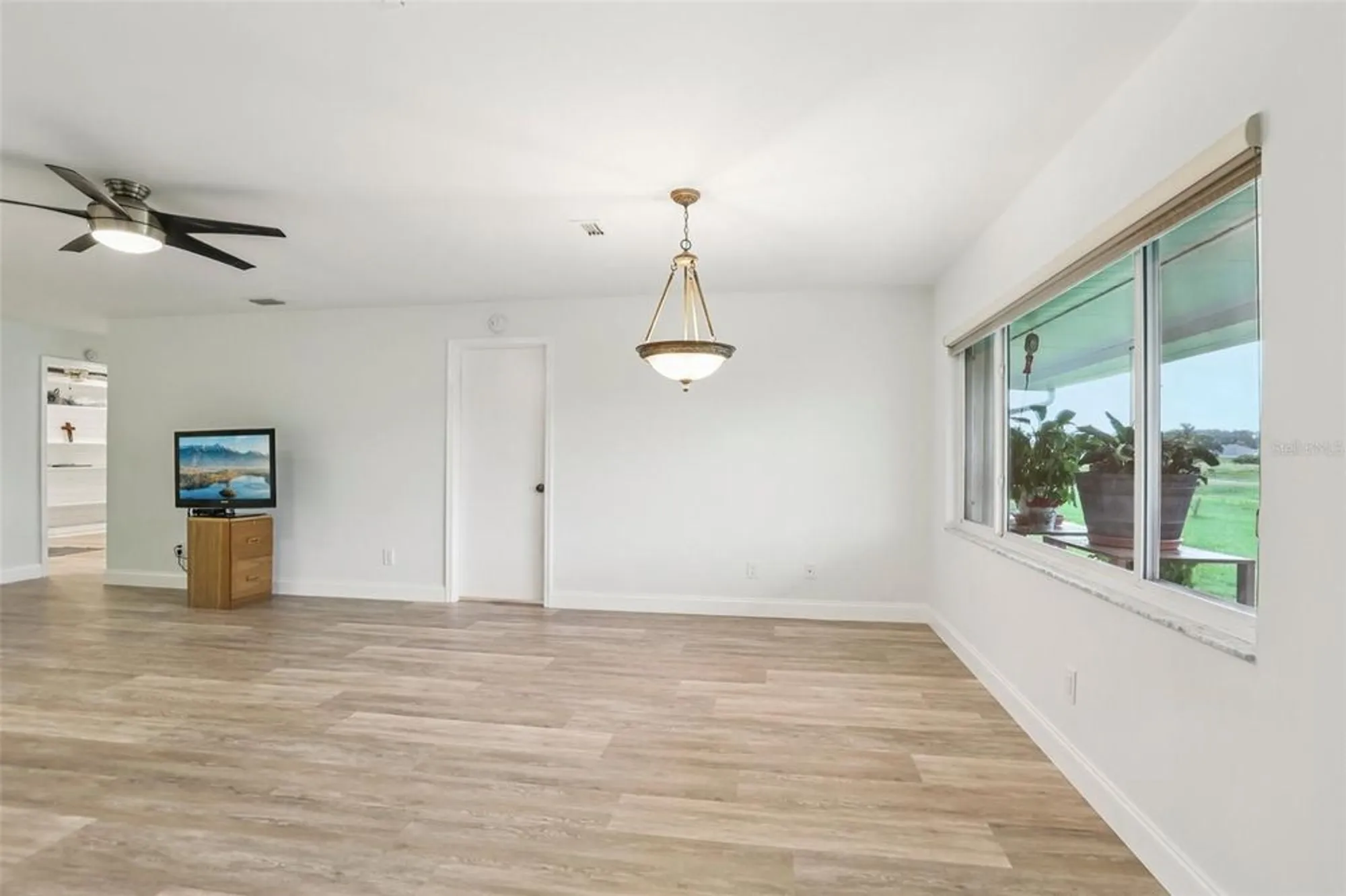 Property Slideshow image 8 of 56 | 2603 lancaster dr, Sun City Center, FL, 33573