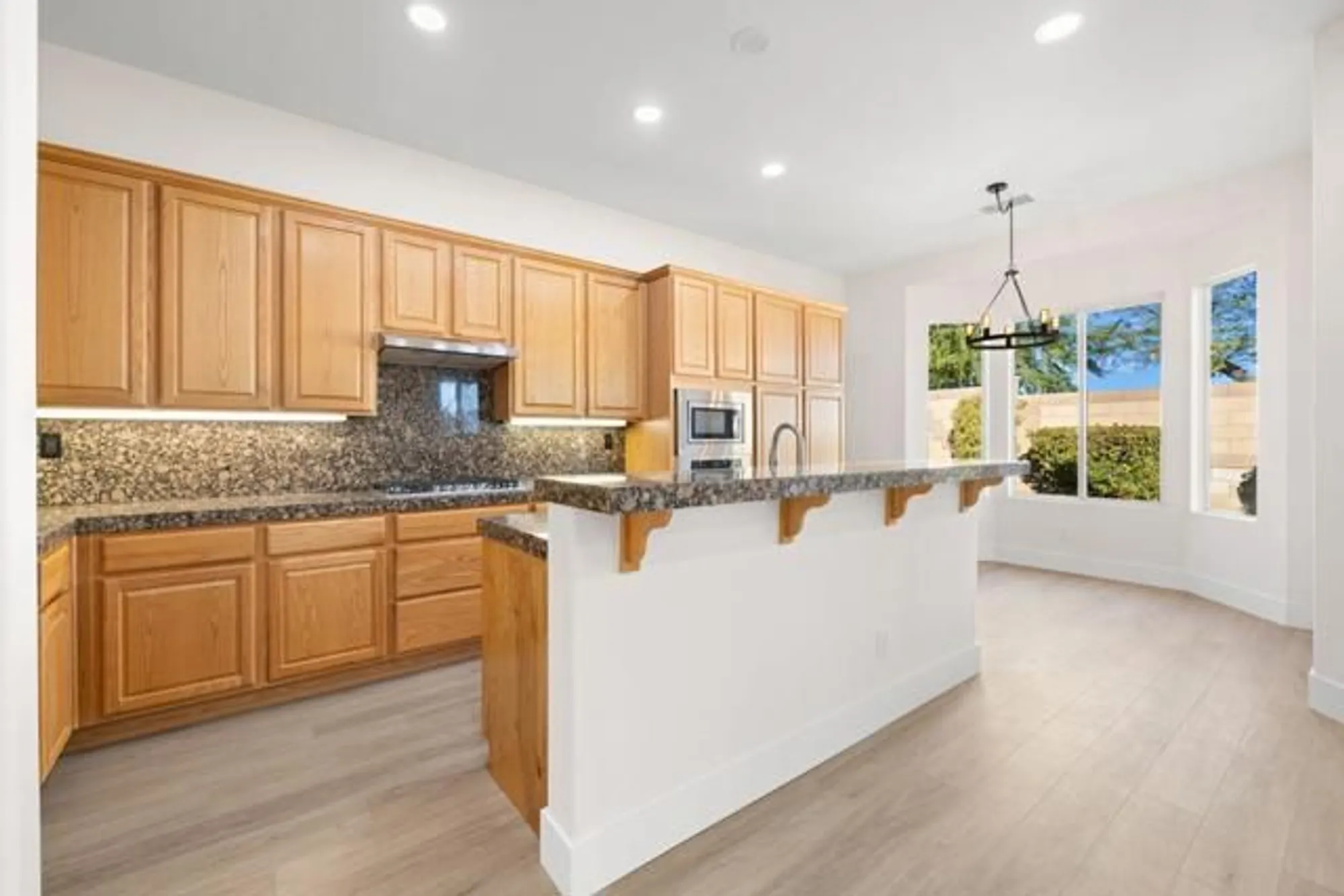 Property Slideshow image 9 of 50 | 80578 hoylake dr, Indio, CA, 92201