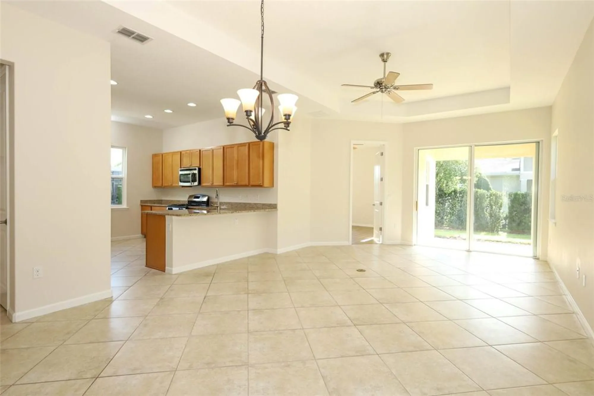 Property Slideshow image 8 of 43 | 1677 victoria gardens dr, Deland, FL, 32724