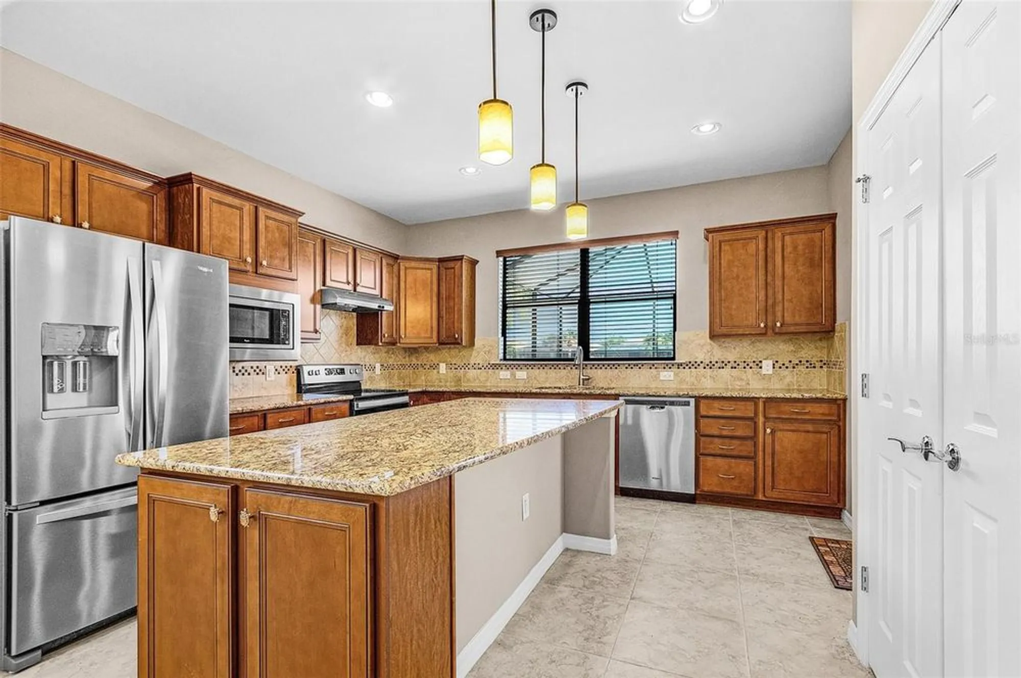 Property Slideshow image 12 of 24 | 13870 lido st, Venice, FL, 34293