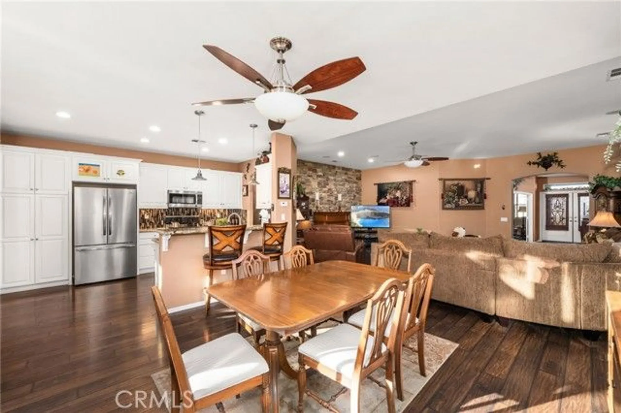 Property Slideshow image 4 of 37 | 382 casper dr, Hemet, CA, 92545