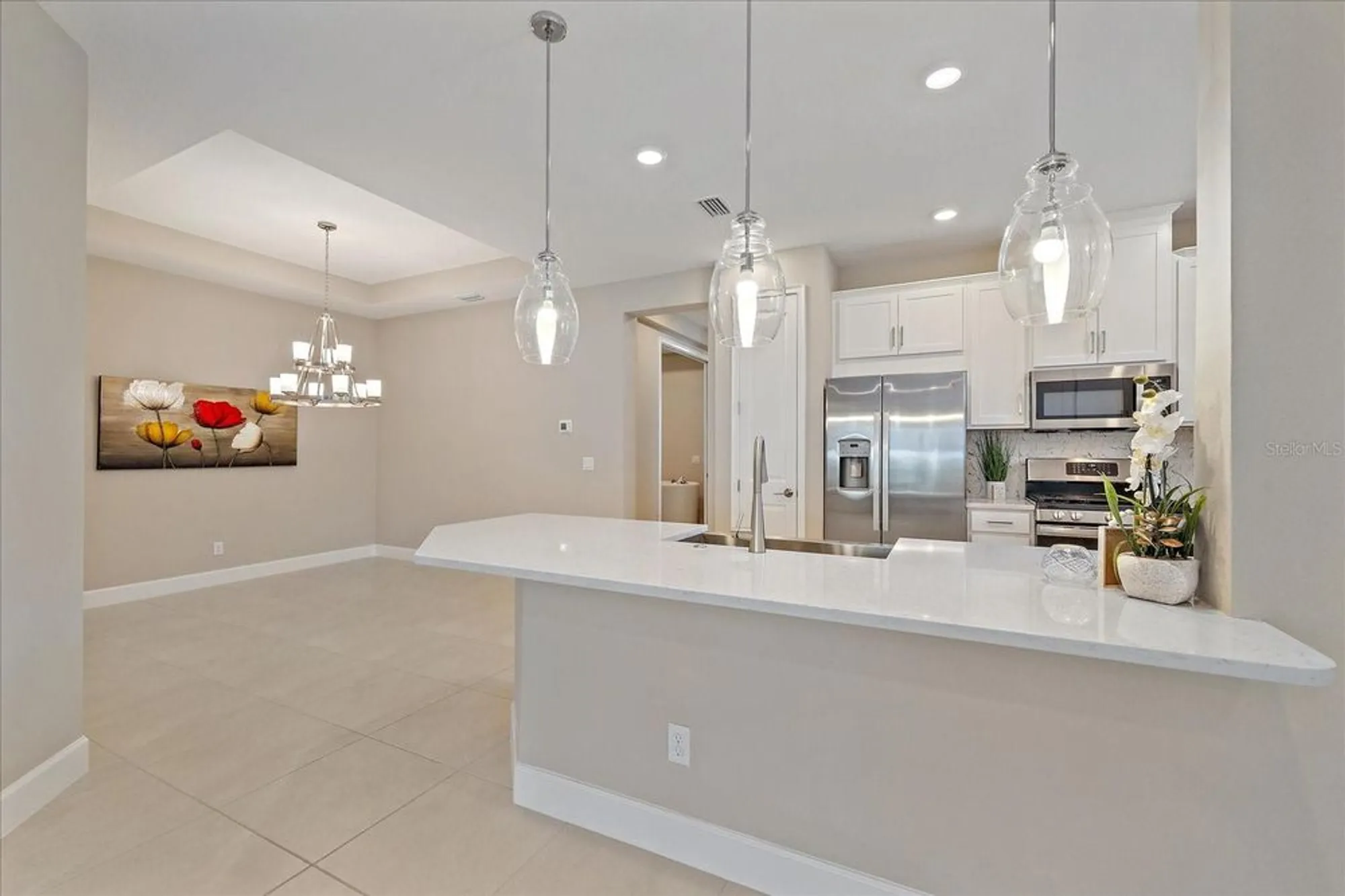Property Slideshow image 3 of 38 | 6120 plateau ct, Bradenton, FL, 34203