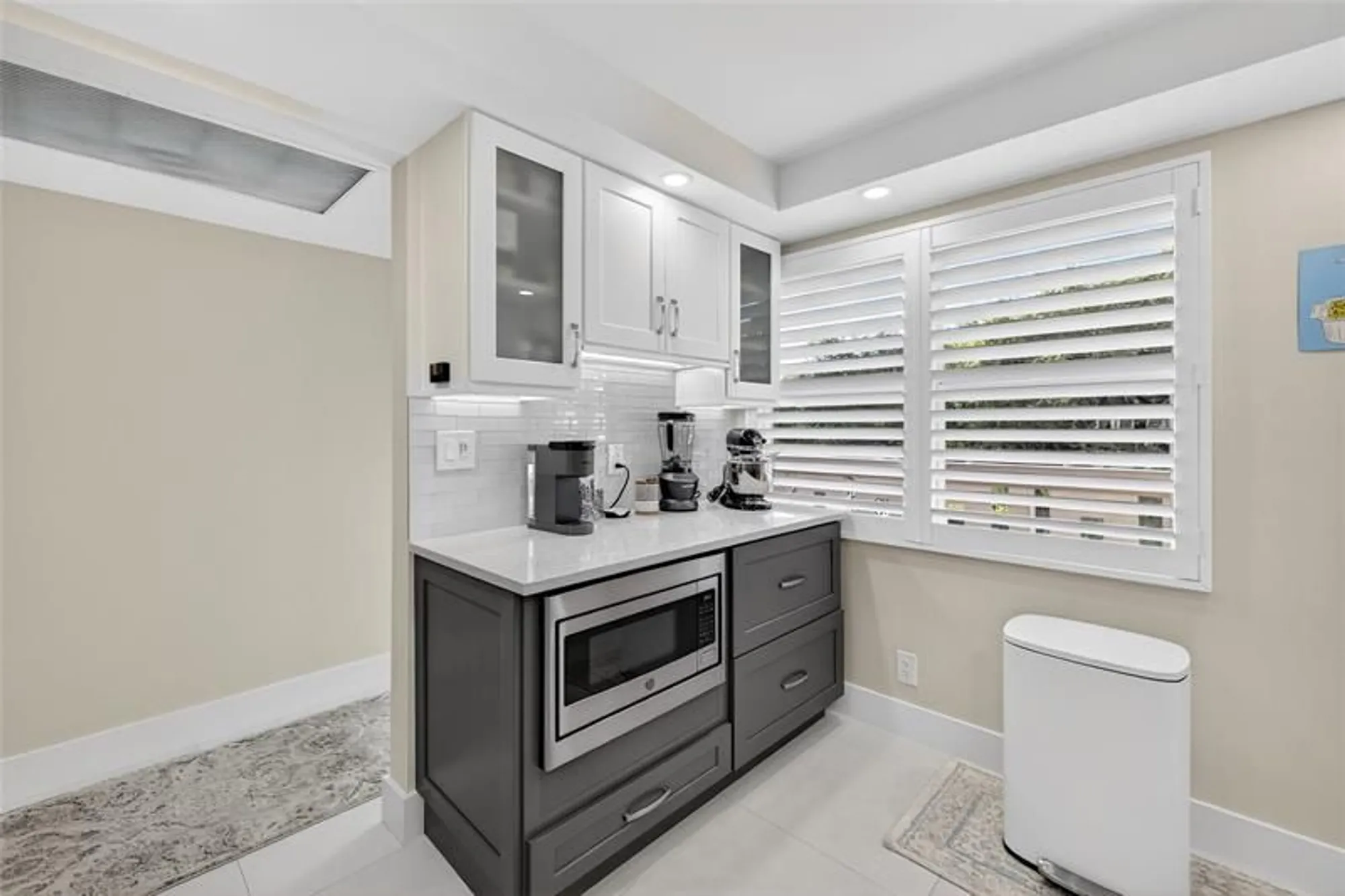 Property Slideshow image 4 of 45 | 3306 aruba way b2, Coconut Creek, FL, 33066