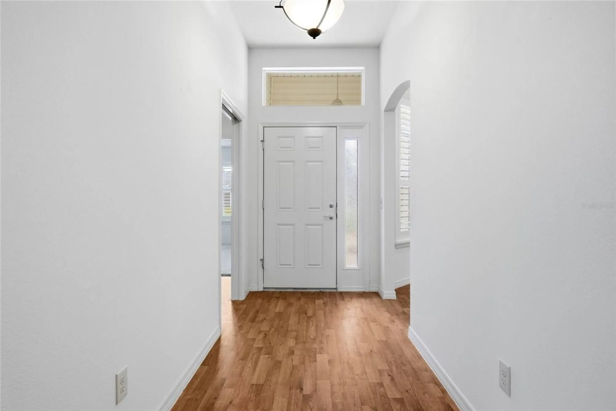 Property Slideshow image 3 of 38 | 1923 useppa oaks ln, The Villages, FL, 32163