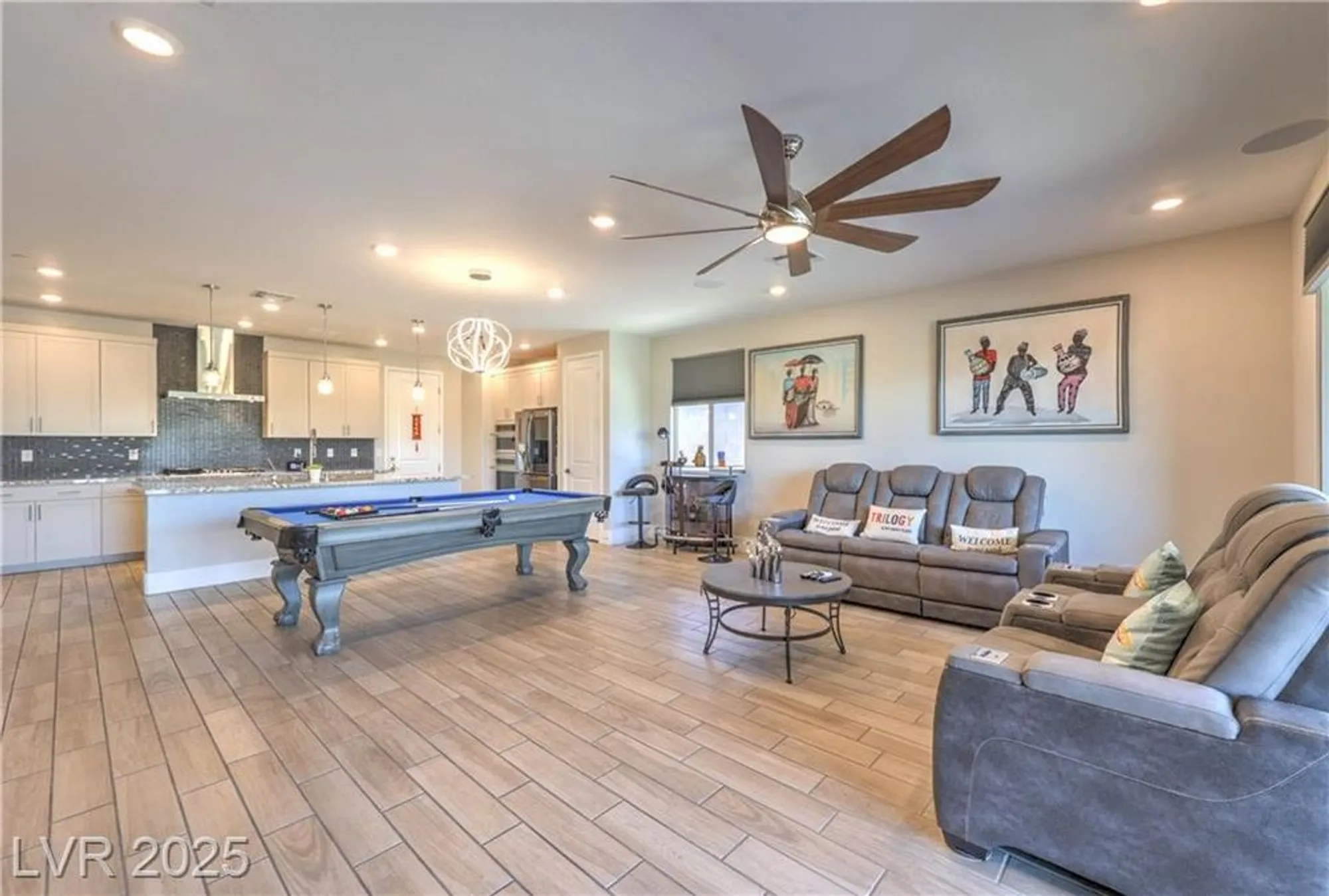 Property Slideshow image 14 of 52 | 9584 sard ln, Las Vegas, NV, 89143