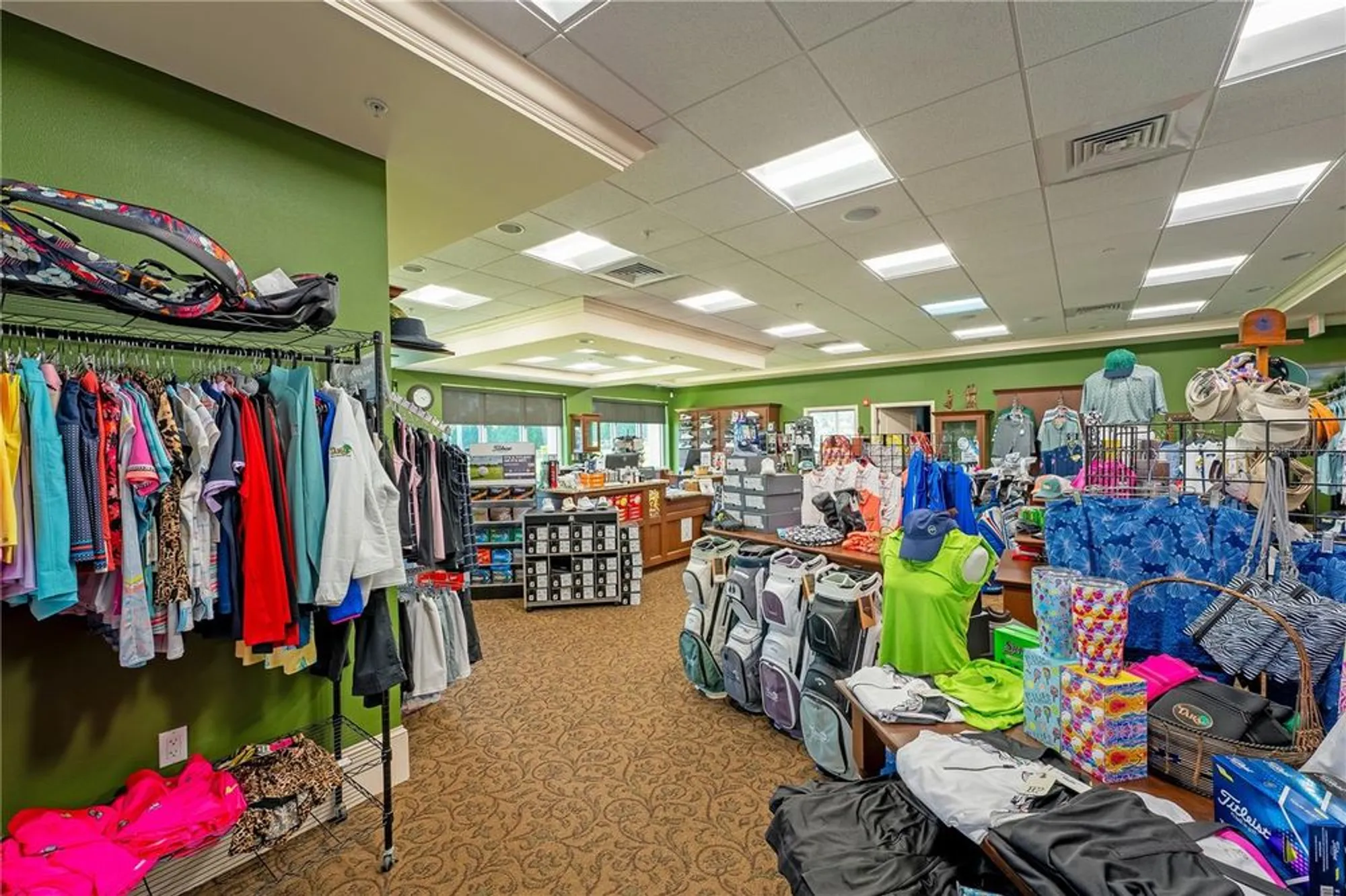 Property Slideshow image 55 of 70 | 6904 drewrys blf apt 803, Bradenton, FL, 34203