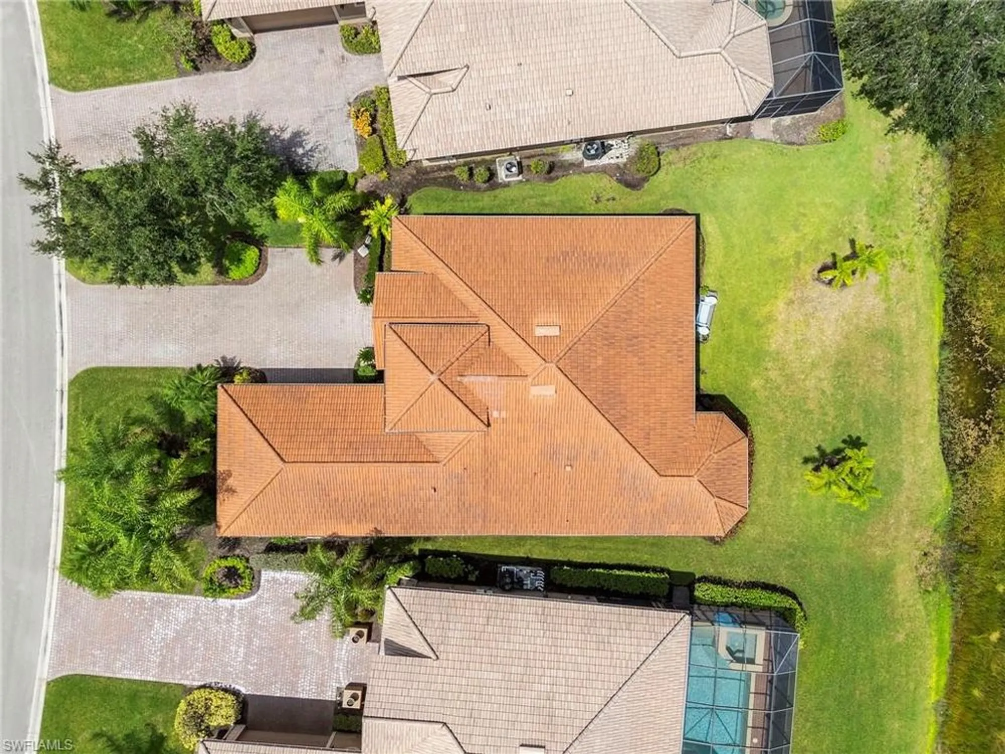 Property Slideshow image 38 of 48 | 8819 sarita ct, Fort Myers, FL, 33912