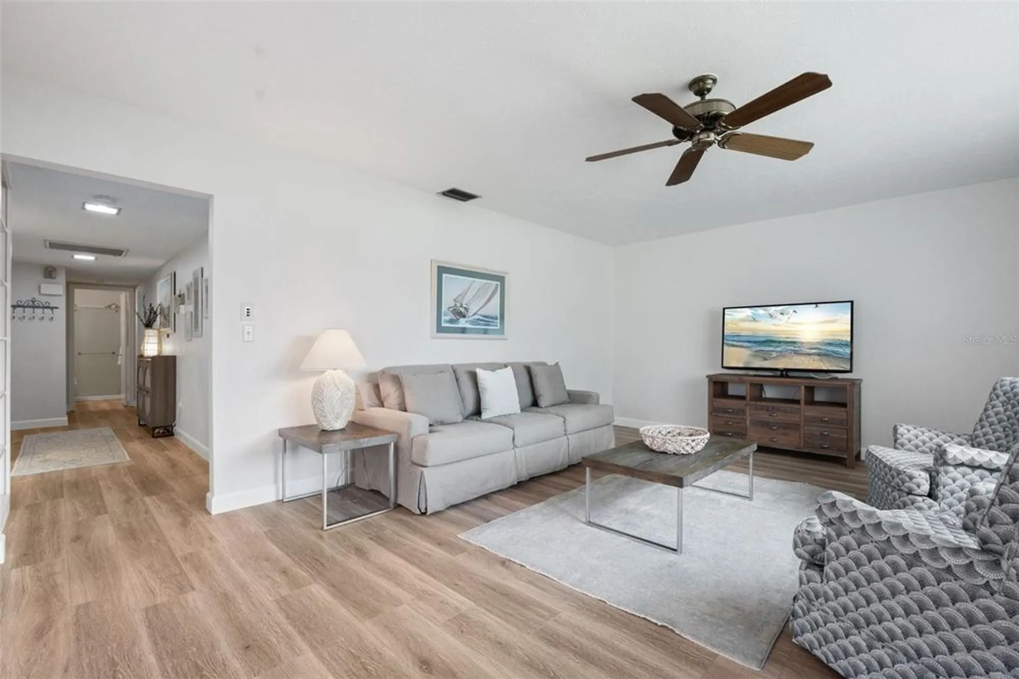 Property Slideshow image 18 of 42 | 3952 ashwood ln 37, Sarasota, FL, 34232