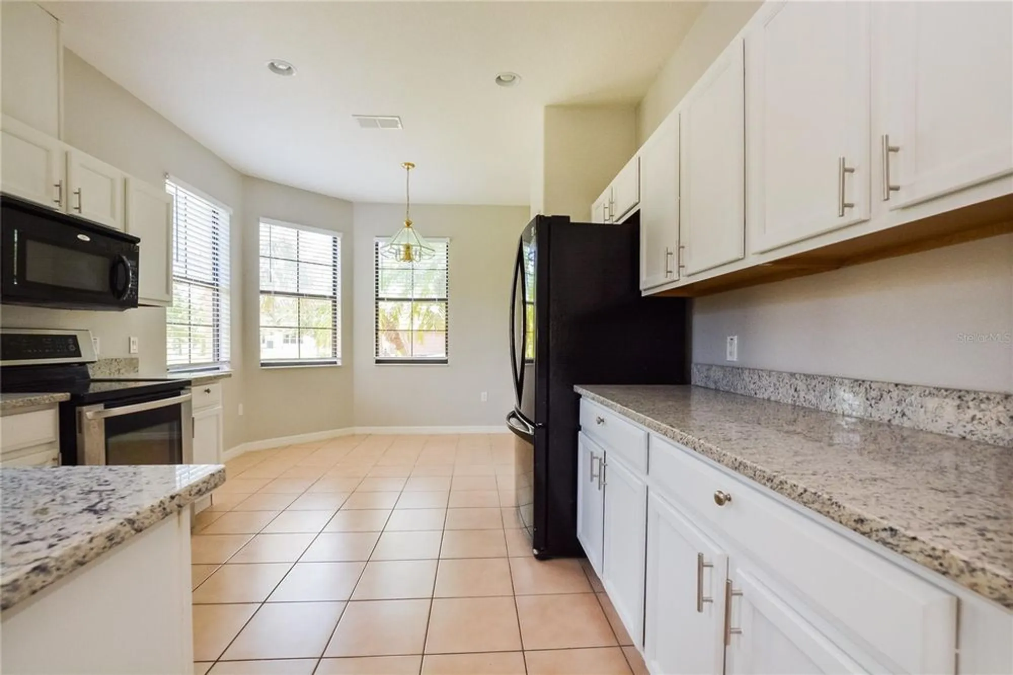 Property Slideshow image 5 of 16 | 1405 harbor ridge dr, Kissimmee, FL, 34759