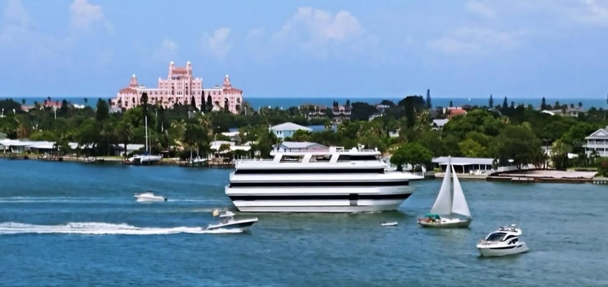 Property Slideshow image 24 of 28 | 6265 sun blvd apt 806, St Petersburg, FL, 33715