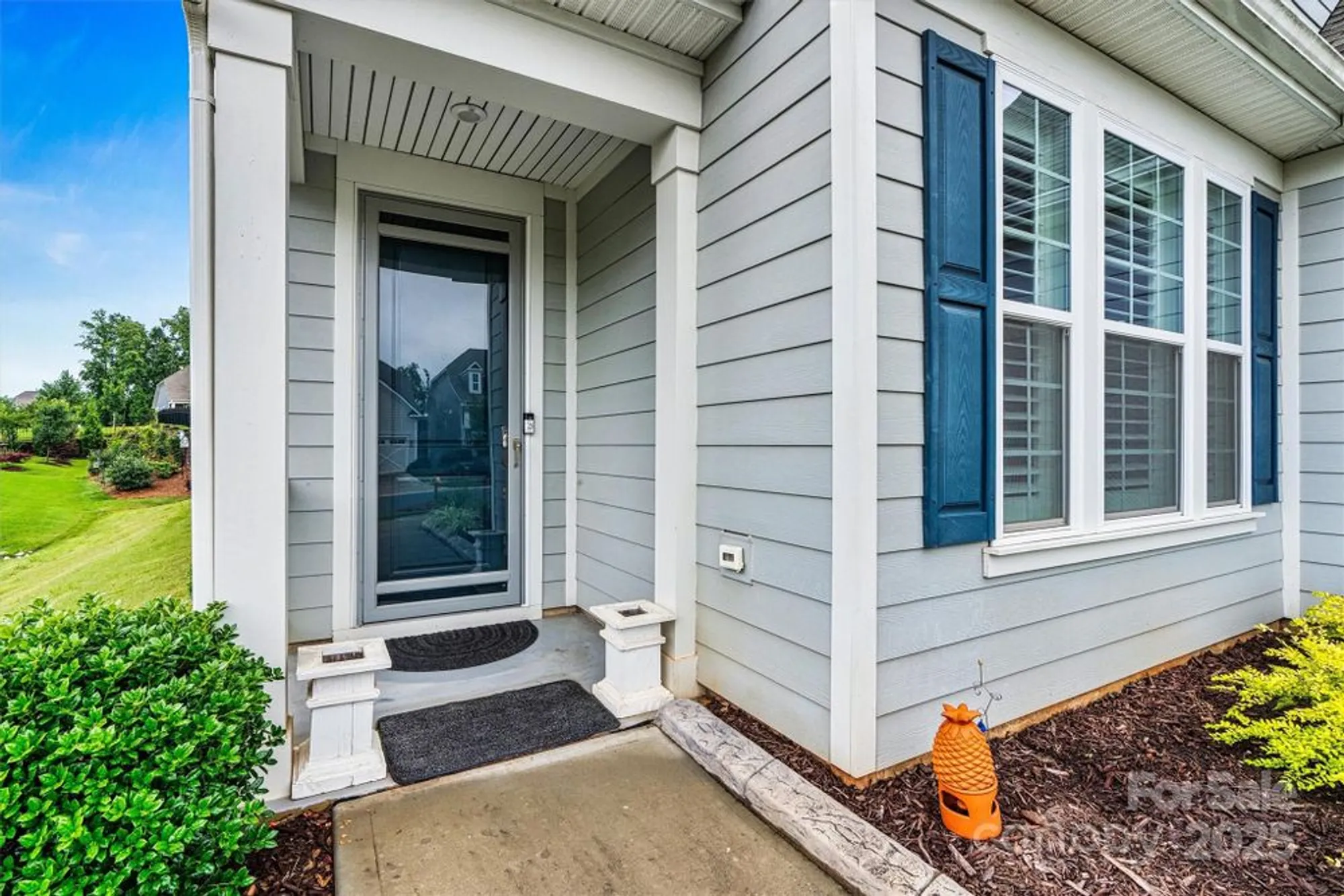 Property Slideshow image 4 of 48 | 7362 overjoyed crossing, Charlotte, NC, 28215
