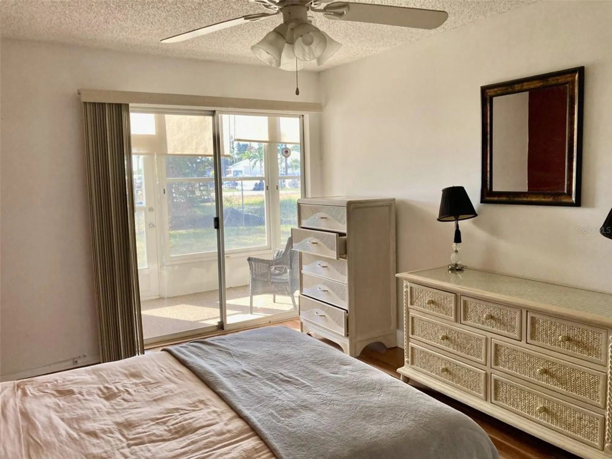 Property Slideshow image 8 of 23 | 304 47th avenue dr 112, Bradenton, FL, 34207