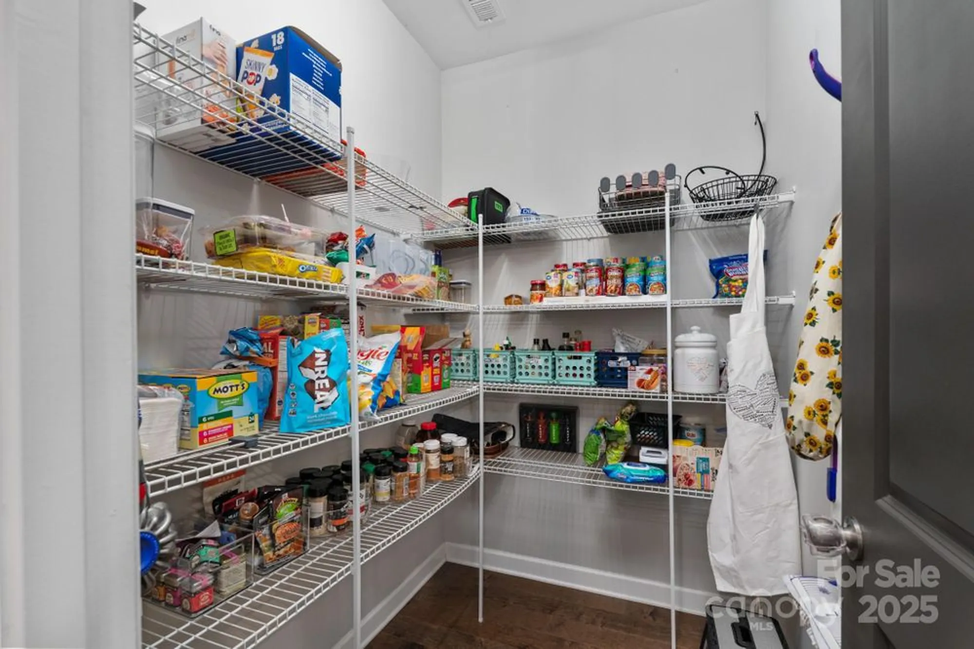 Property Slideshow image 21 of 48 | 4946 norman park pl, Lake Wylie, SC, 29710