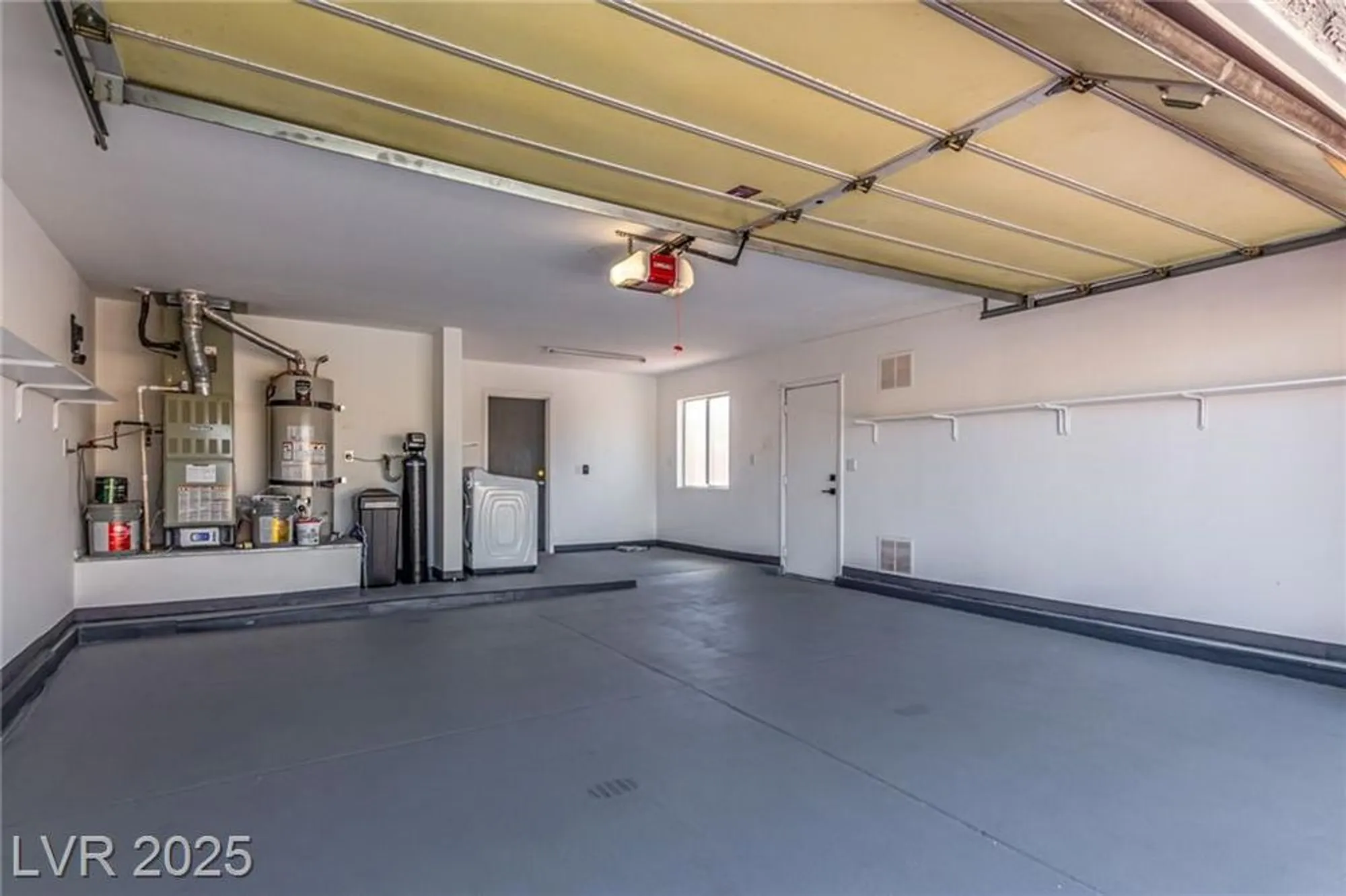 Property Slideshow image 34 of 42 | 8705 villa ridge dr, Las Vegas, NV, 89134