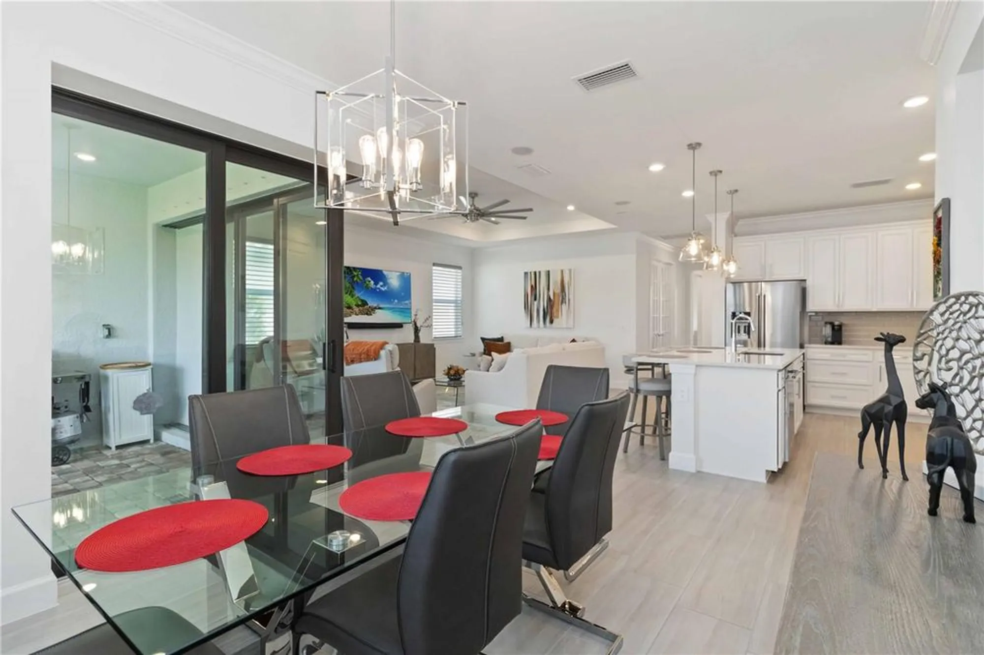 Property Slideshow image 15 of 79 | 7758 summerland cv, Bradenton, FL, 34202