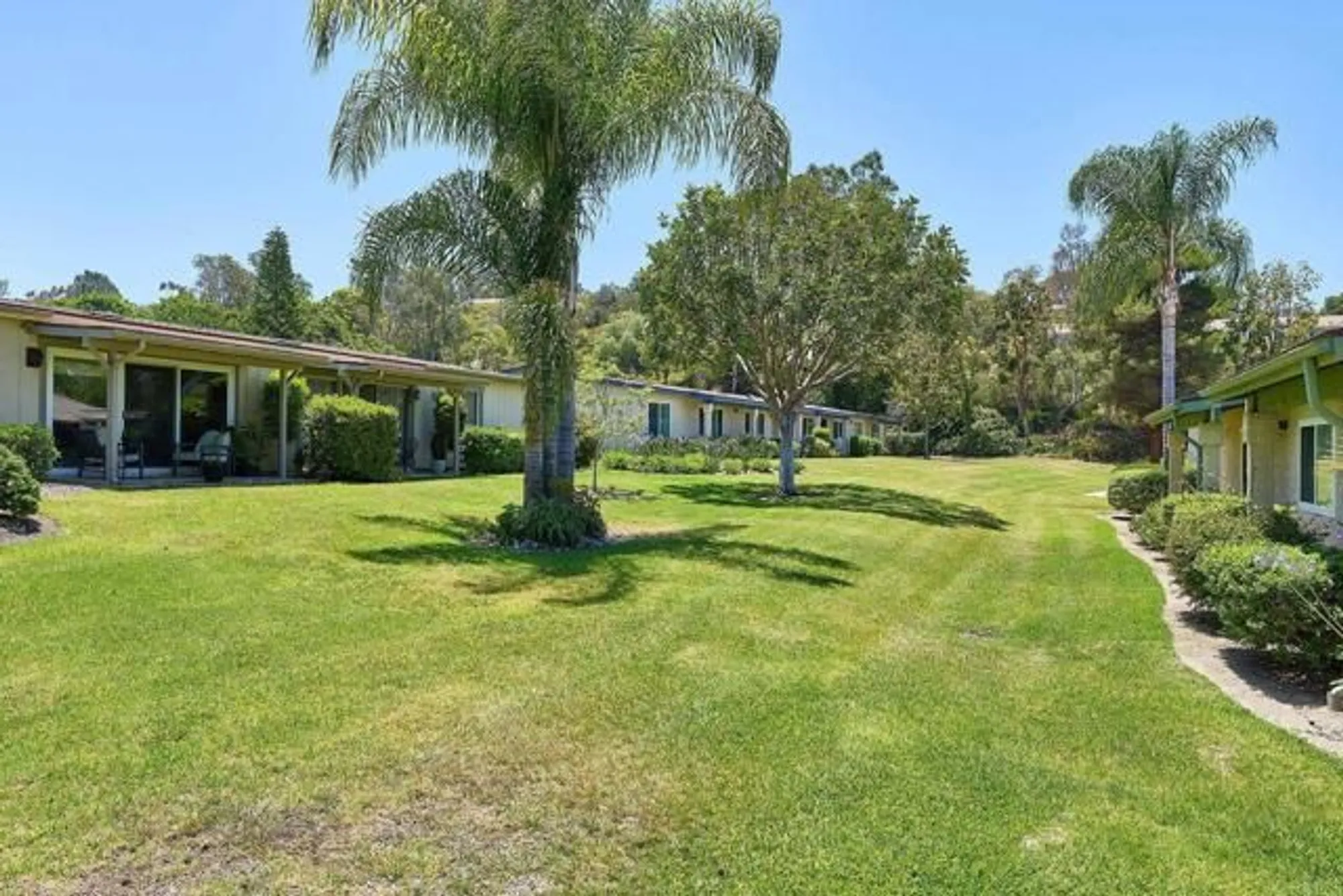 Property Slideshow image 5 of 23 | 942 royal tern way, Oceanside, CA, 92057