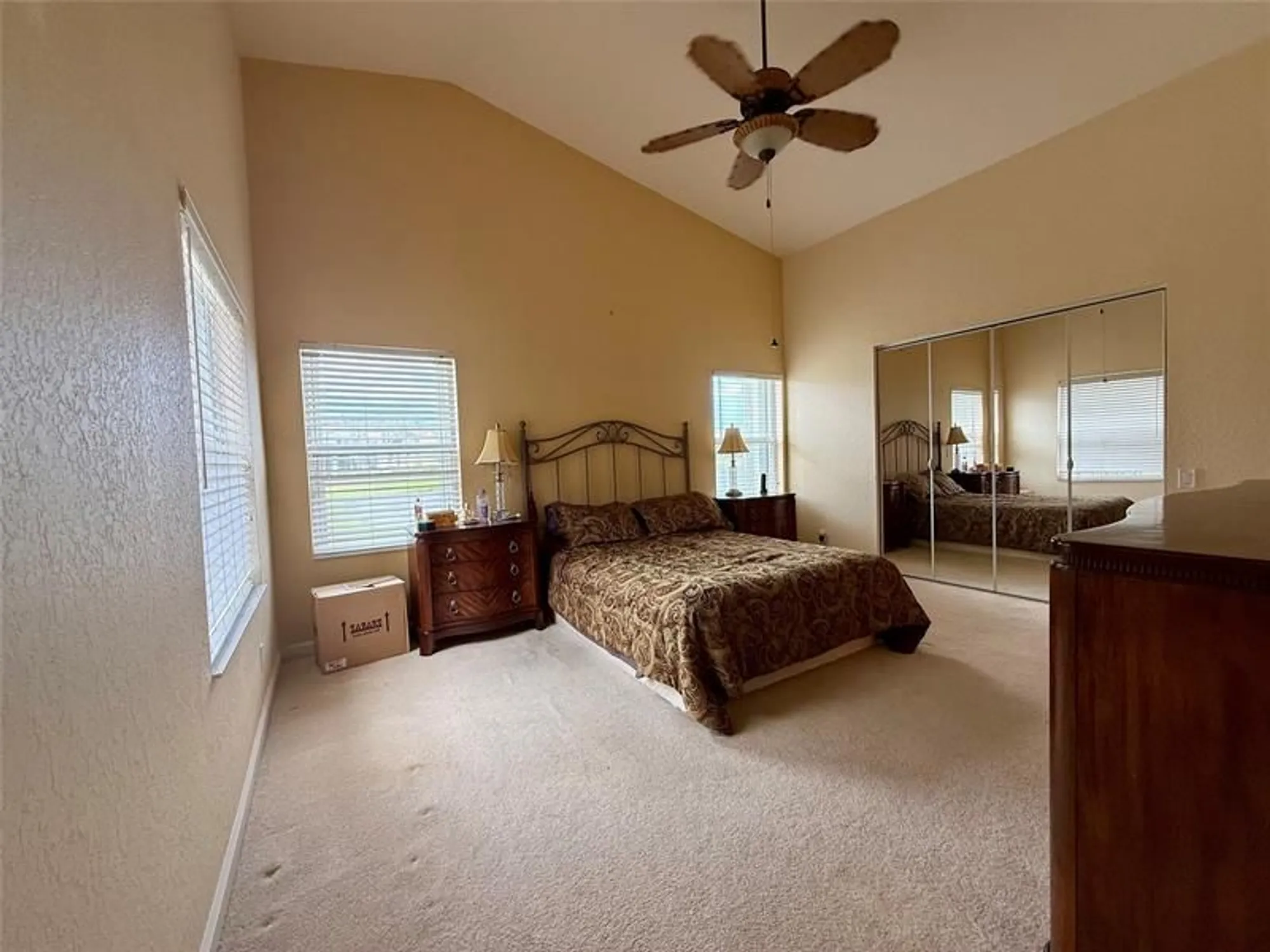 Property Slideshow image 13 of 47 | 344 nw breezy point loop, Port St Lucie, FL, 34986