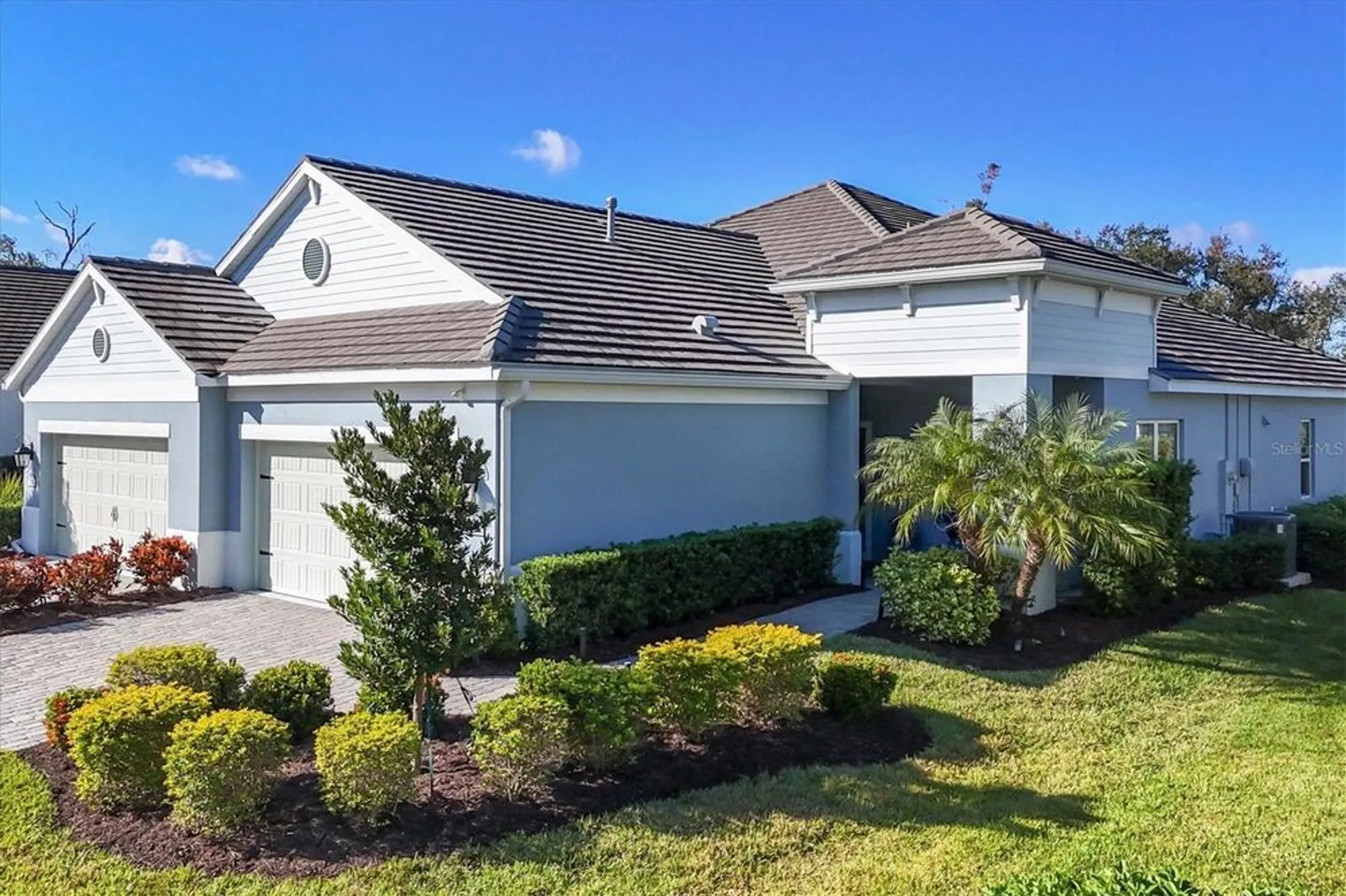 Property Slideshow image 6 of 72 | 3214 sky blue cv, Bradenton, FL, 34211