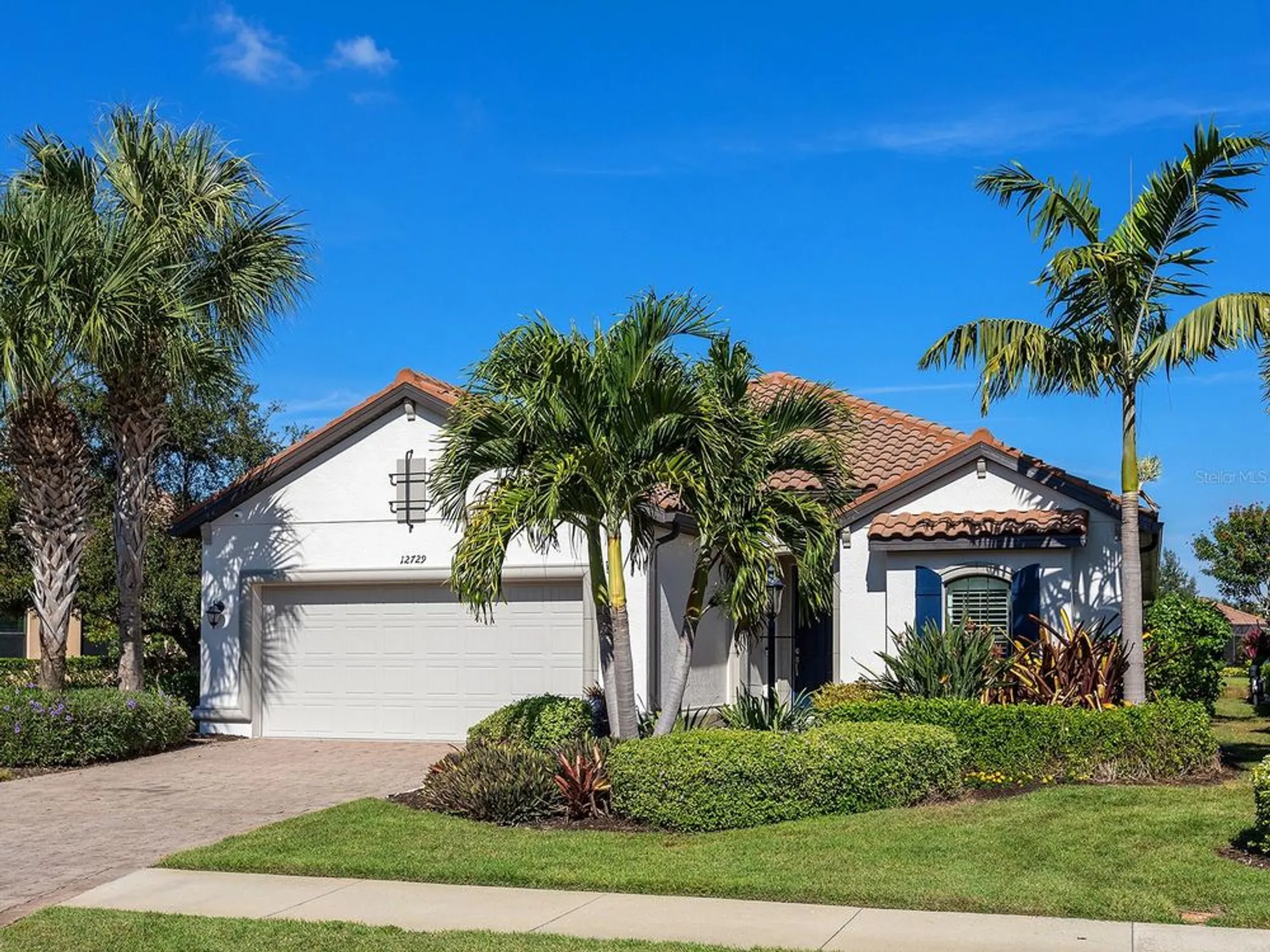Property Slideshow image 1 of 81 | 12729 fontana loop, Lakewood Ranch, FL, 34211