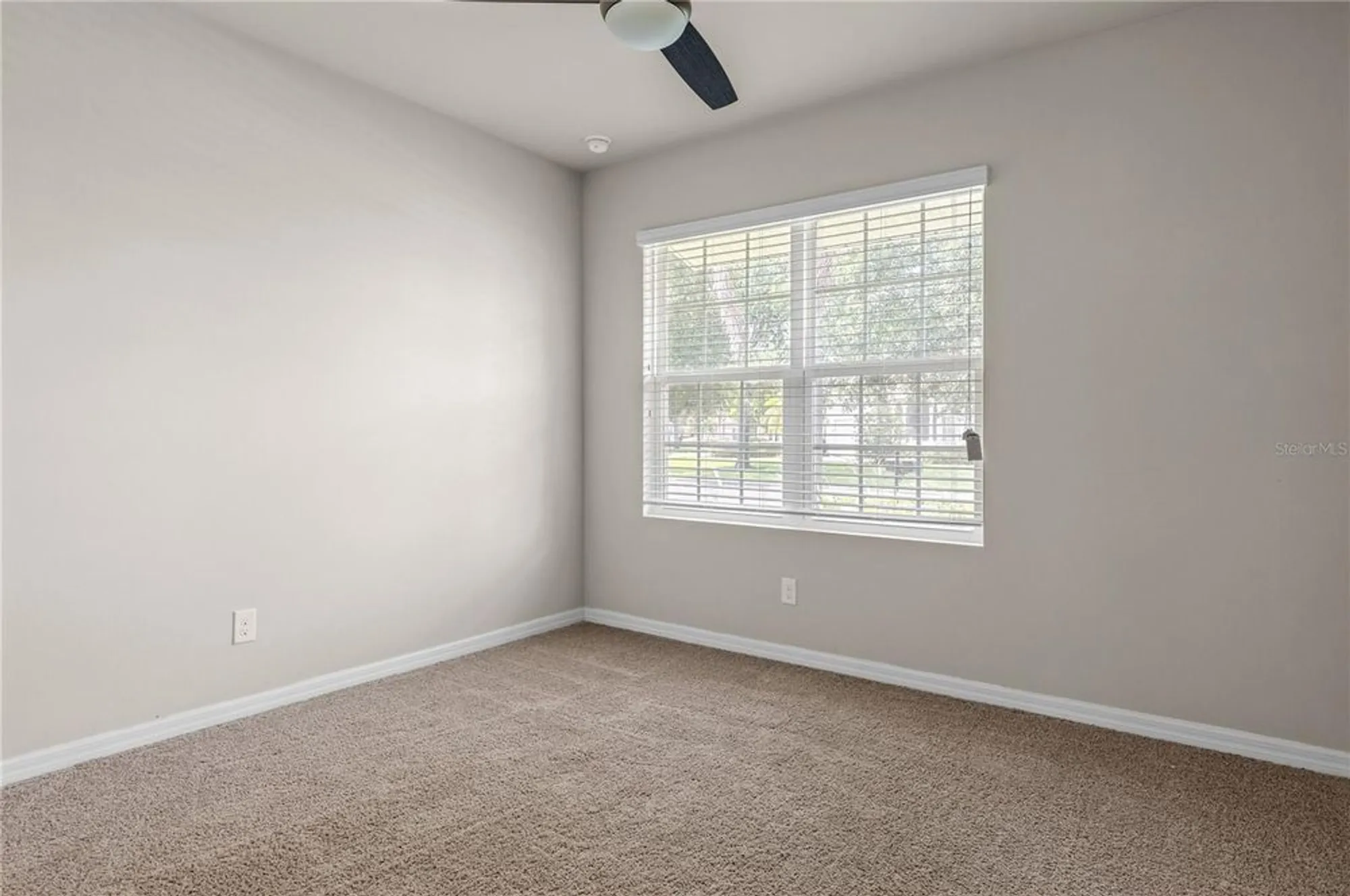 Property Slideshow image 26 of 48 | 15268 yellow wood dr, Alva, FL, 33920