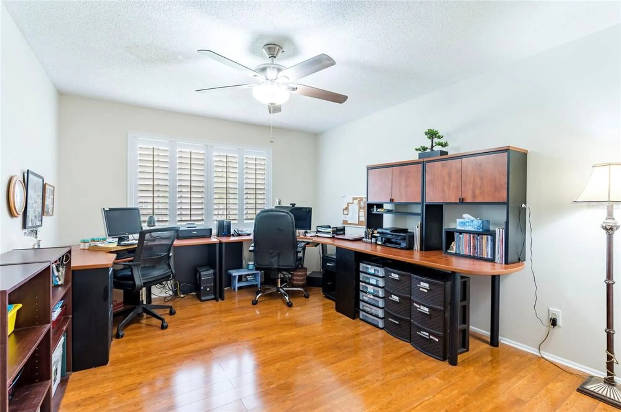 Property Slideshow image 16 of 22 | 2238 lark cir d, Palm Harbor, FL, 34684